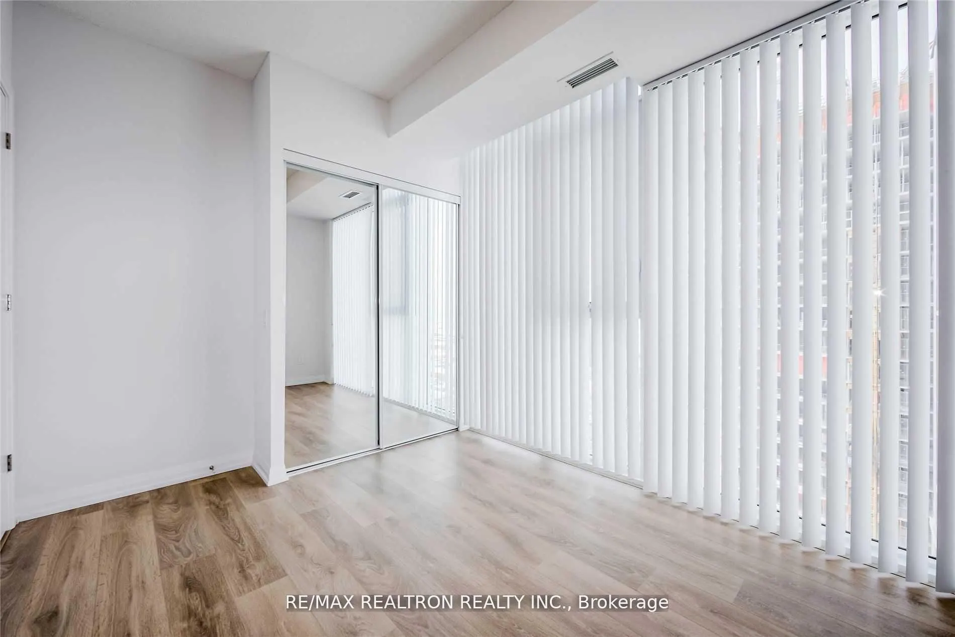 7895 Jane Street, #2606