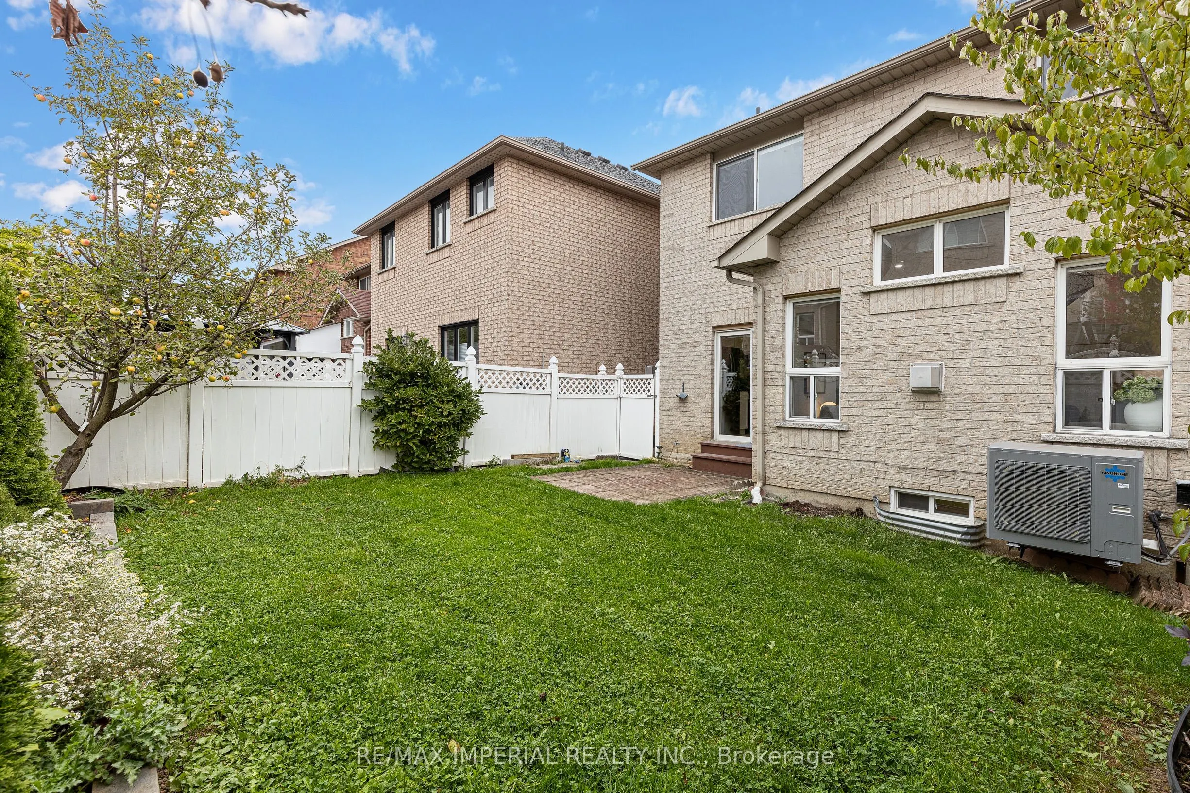 44 Hawkview Boulevard