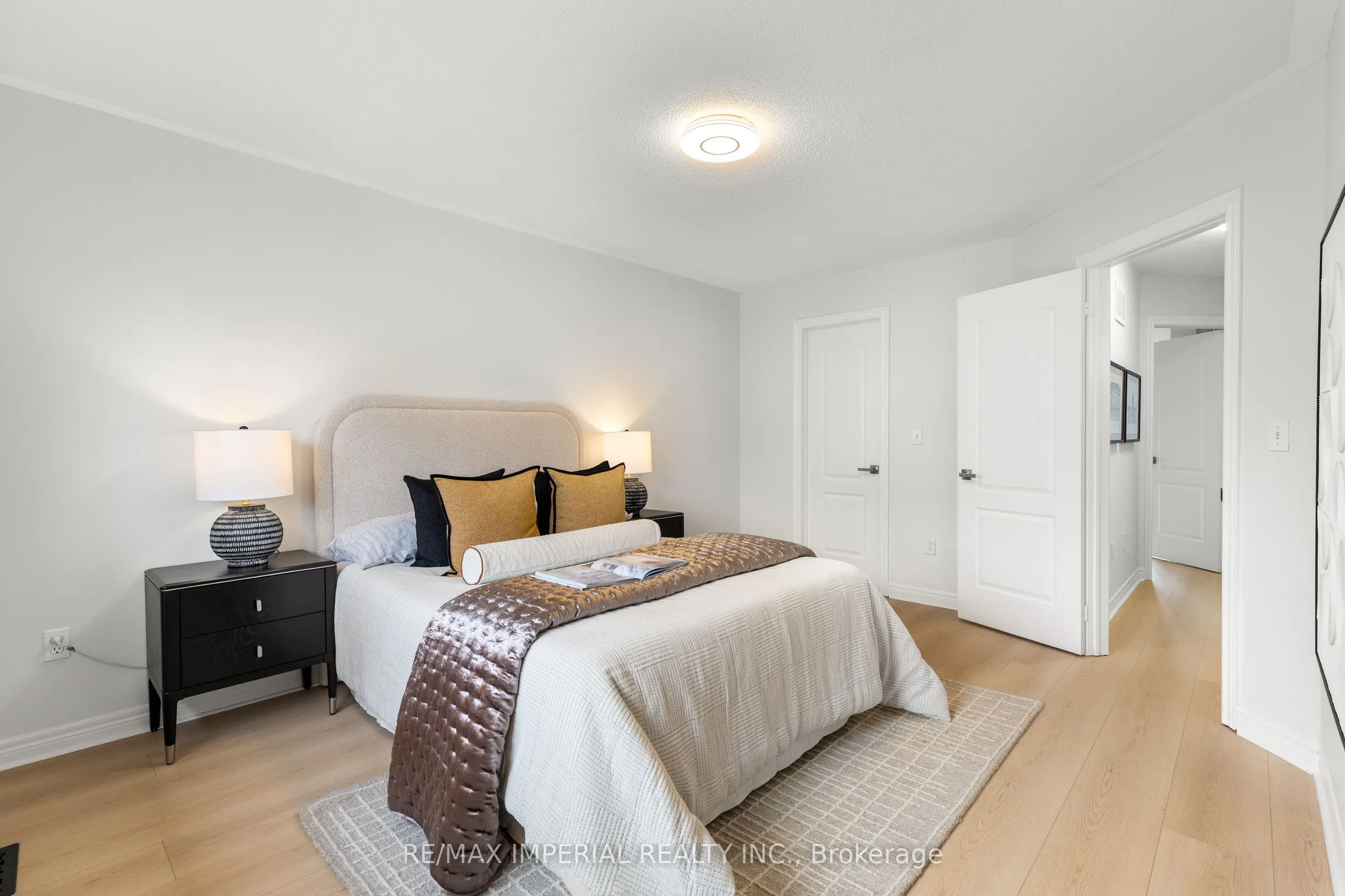 44 Hawkview Boulevard