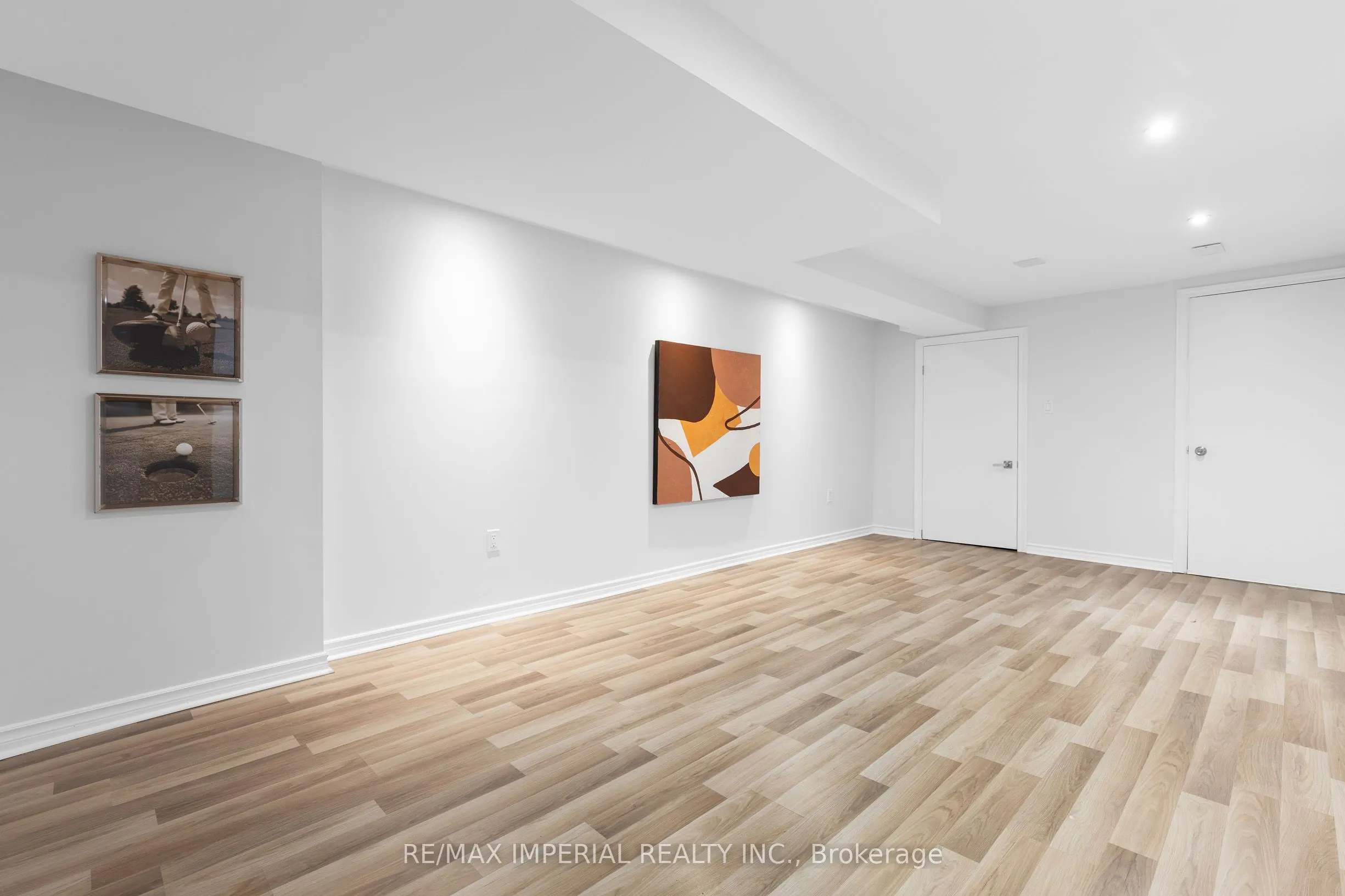 44 Hawkview Boulevard