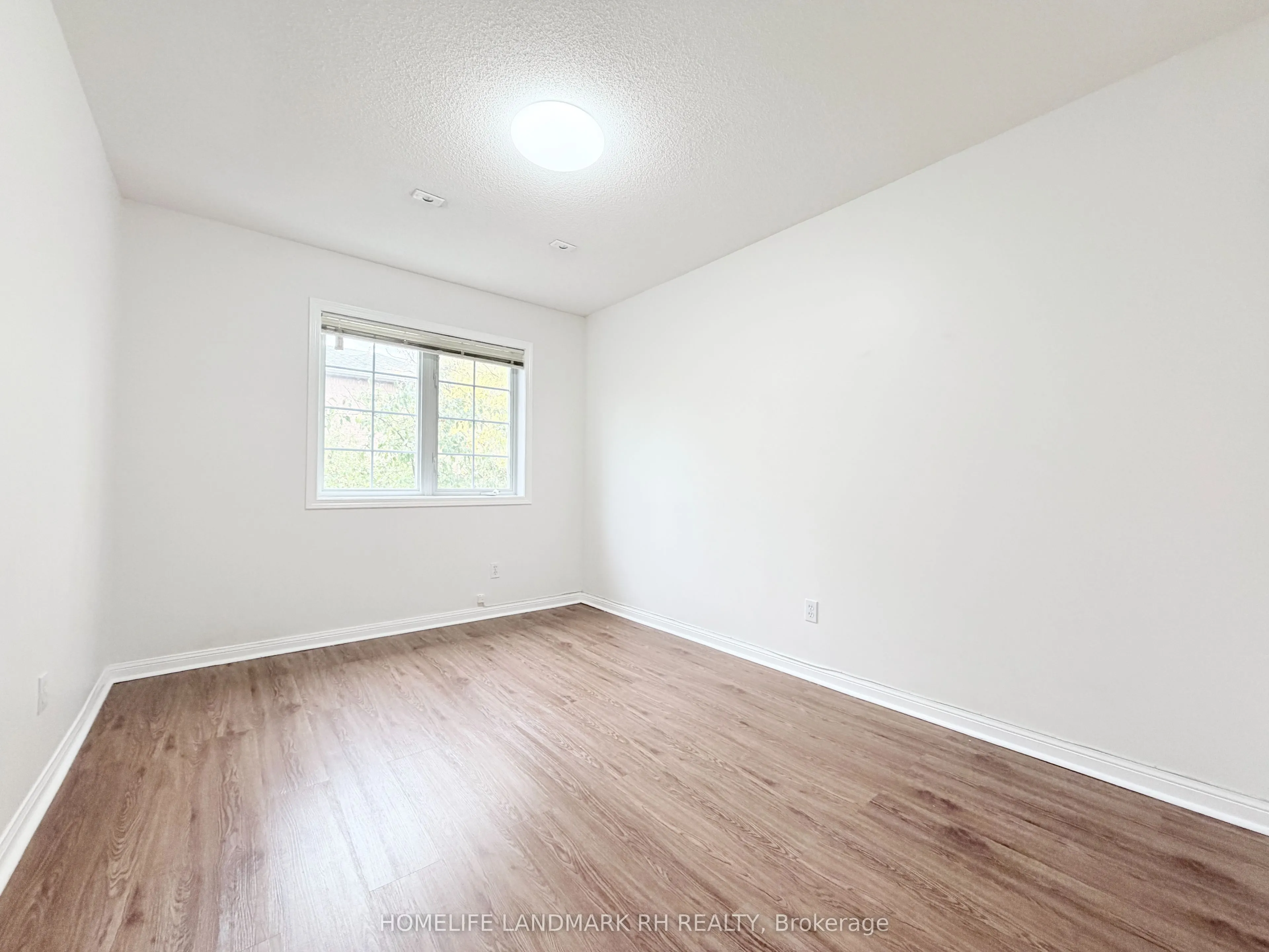 18 St Moritz Way, #2