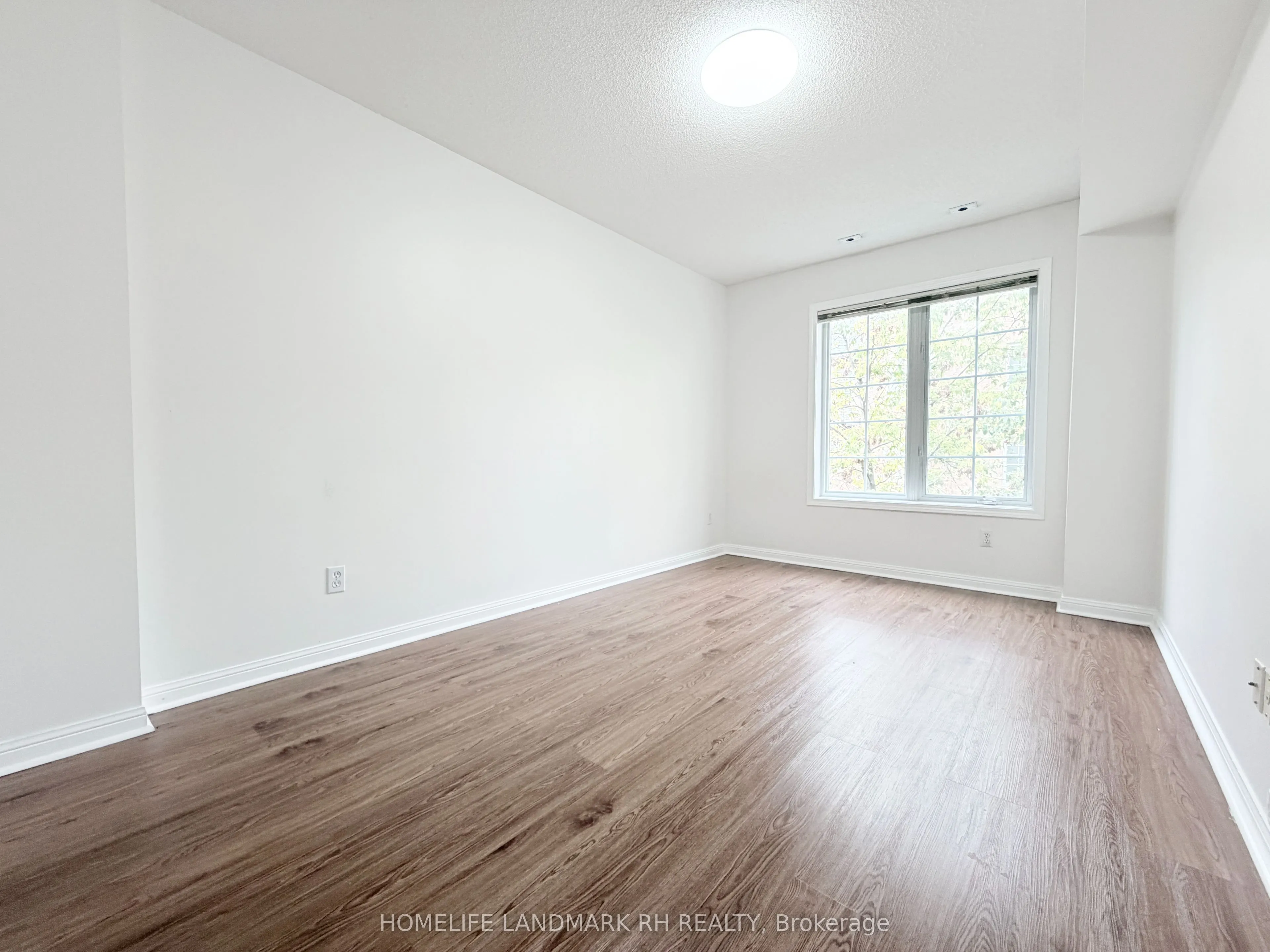 18 St Moritz Way, #2