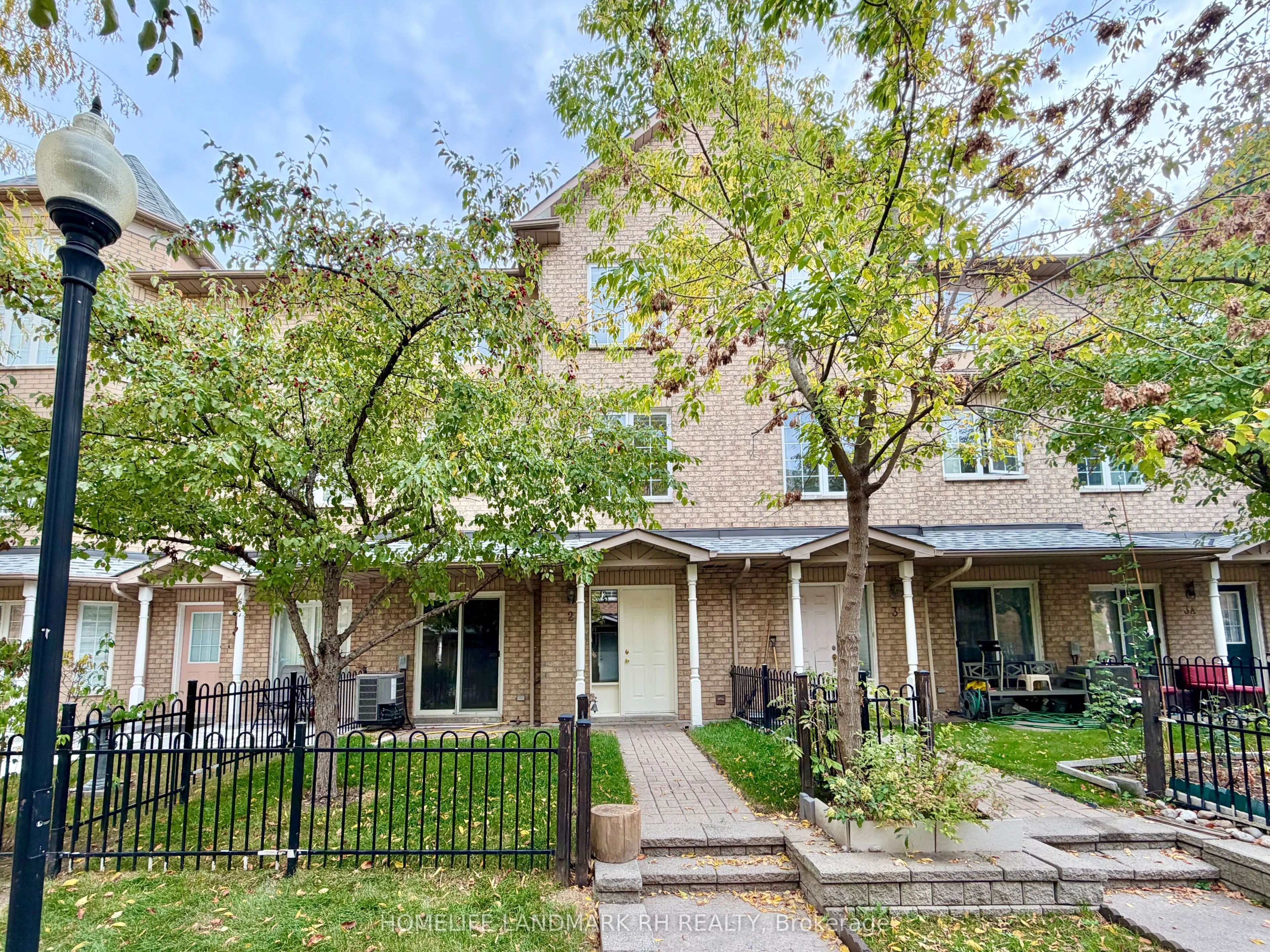 18 St Moritz Way, #2