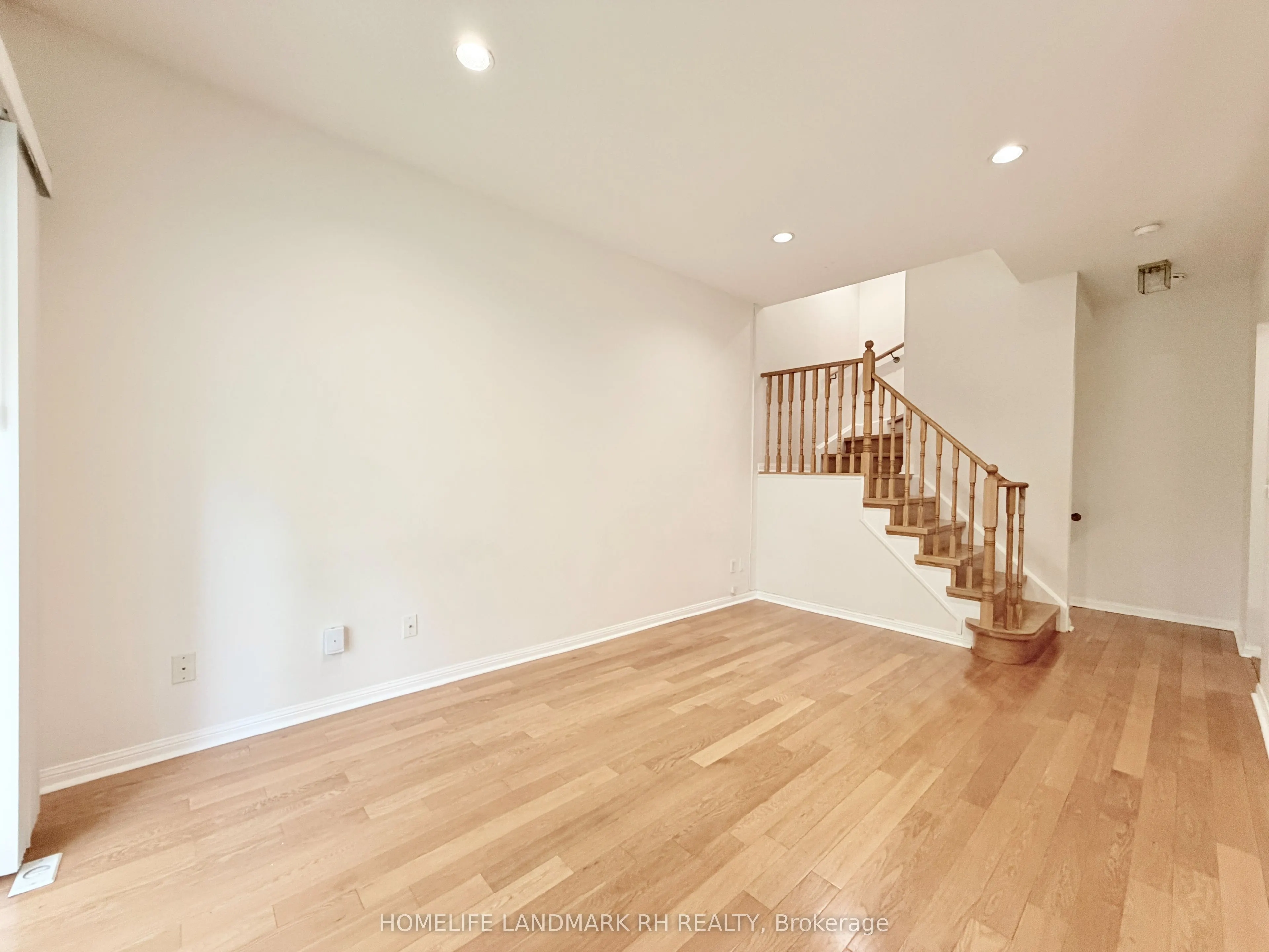 18 St Moritz Way, #2