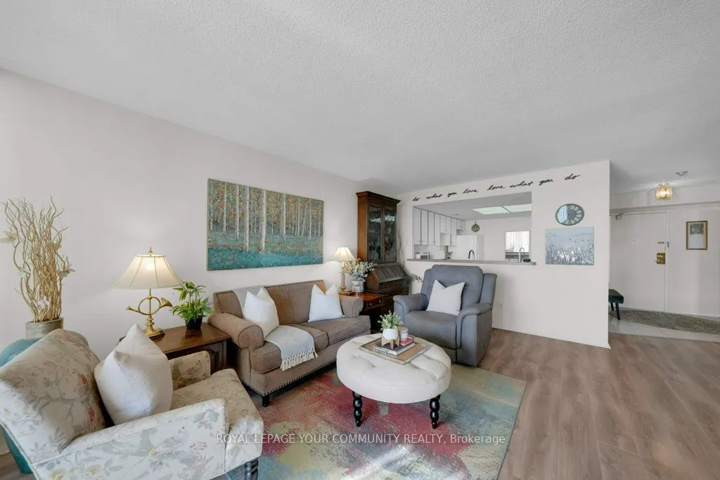 33 Weldrick Road E