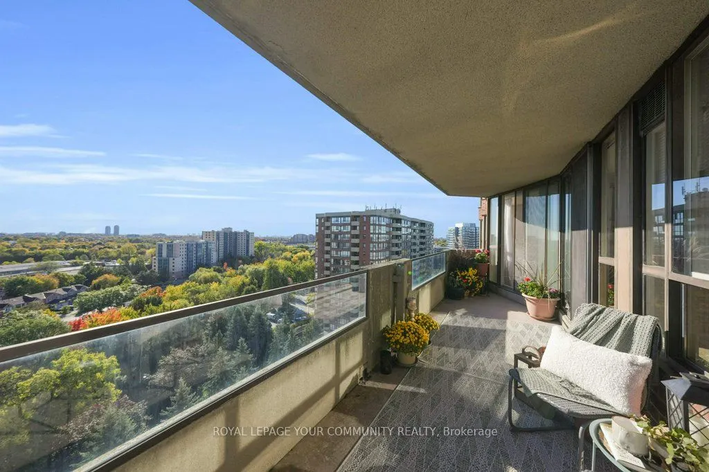 33 Weldrick Road E