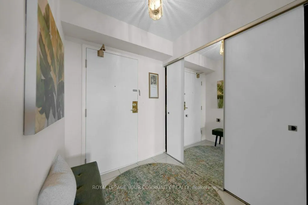 33 Weldrick Road E