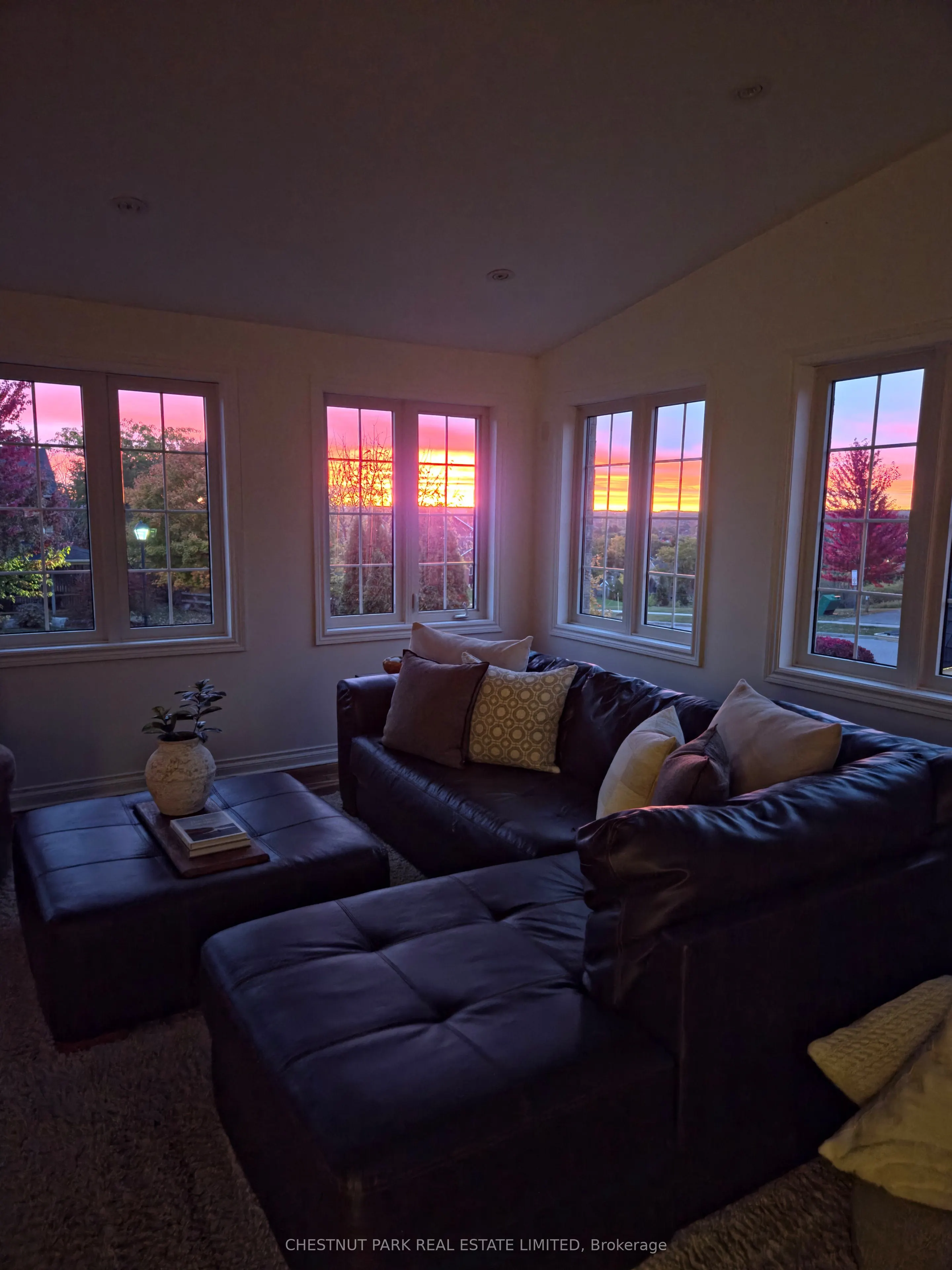 4 Galloway Crescent