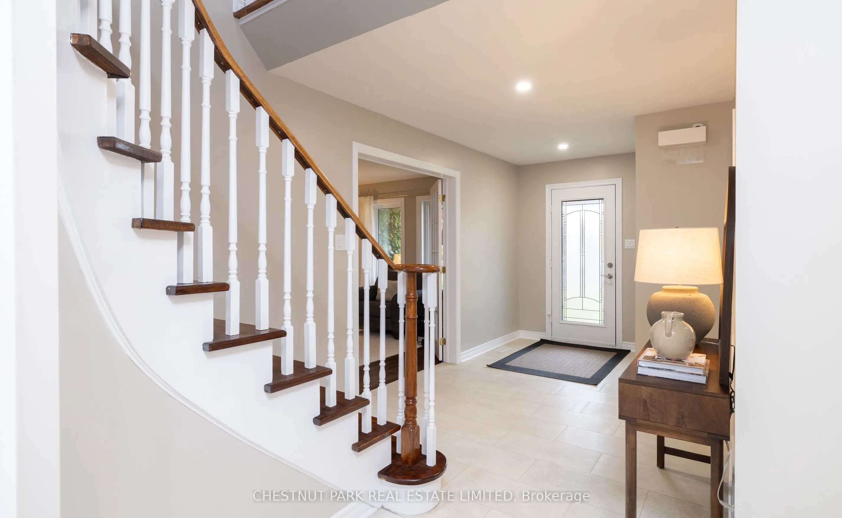 4 Galloway Crescent