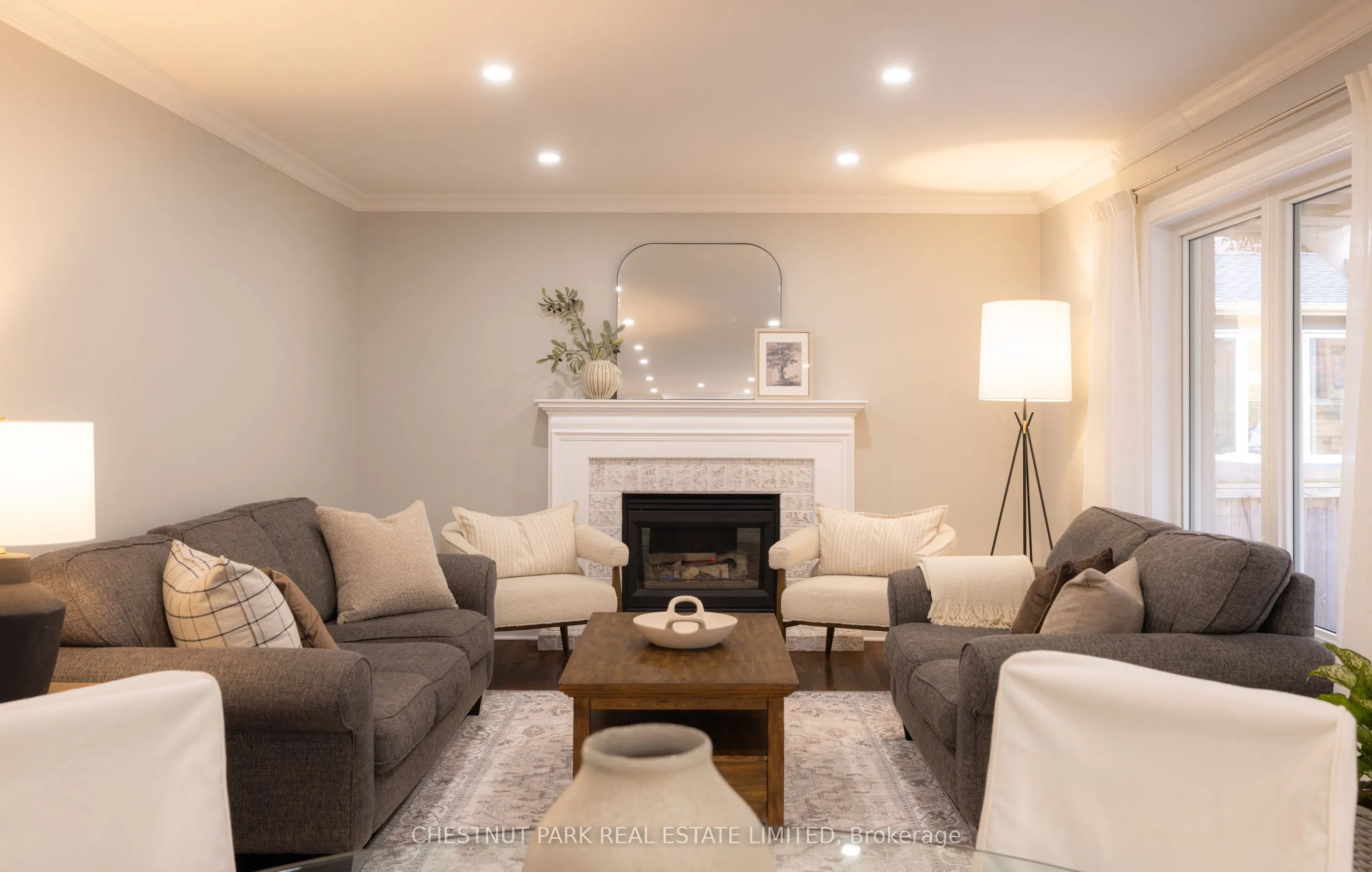 4 Galloway Crescent