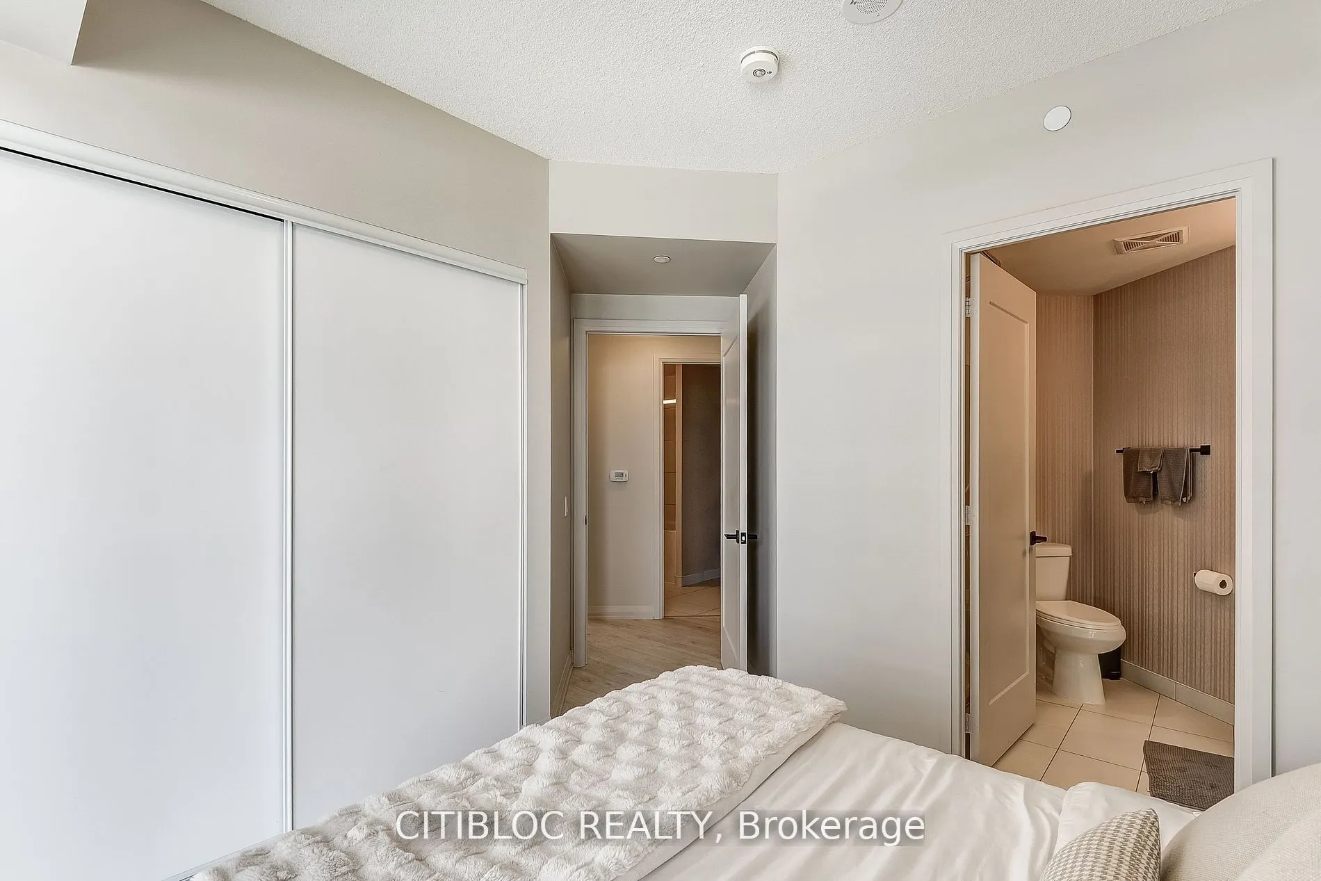 9000 Jane Street, #1408