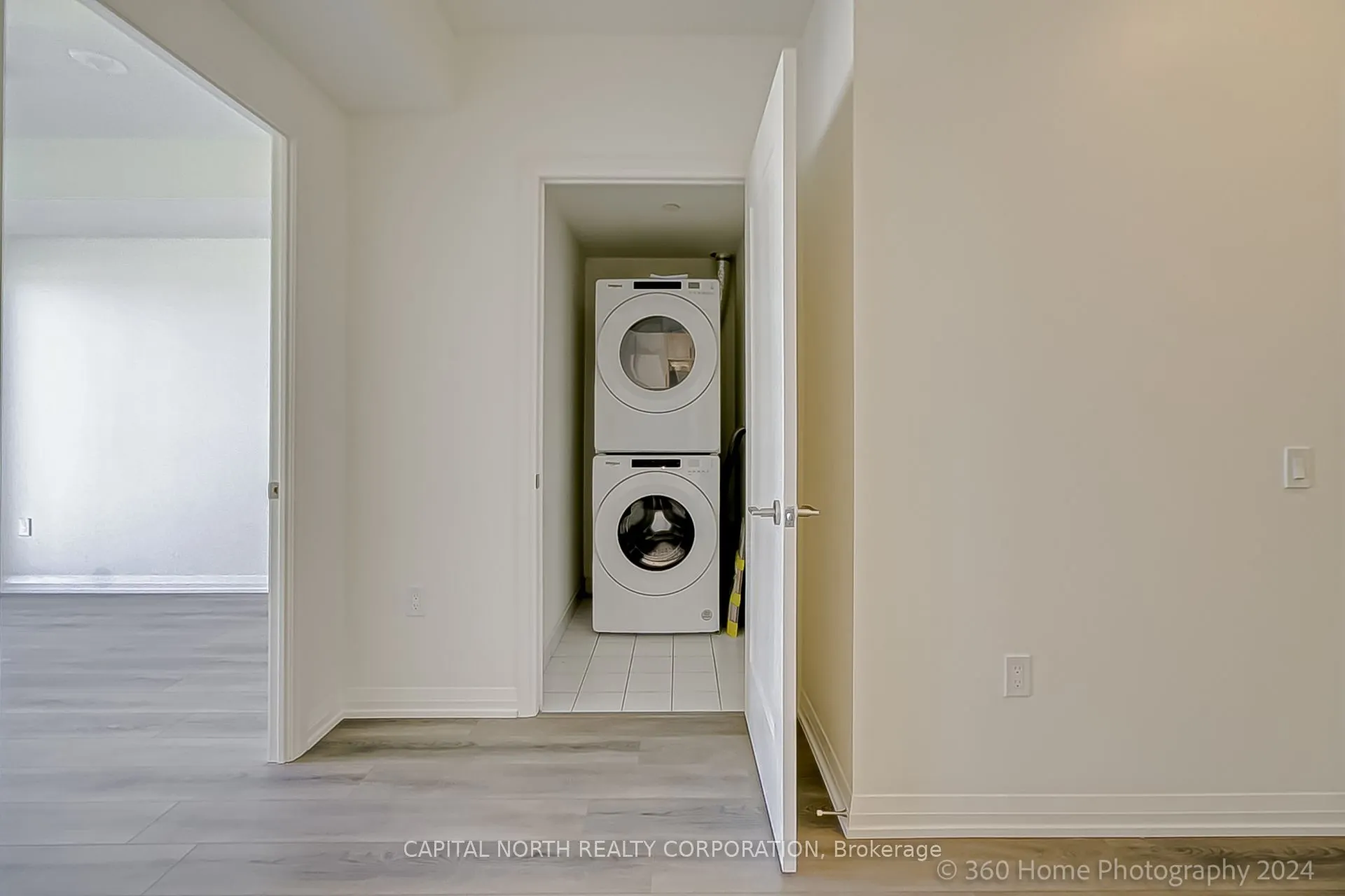 9000 Jane Street, #1809