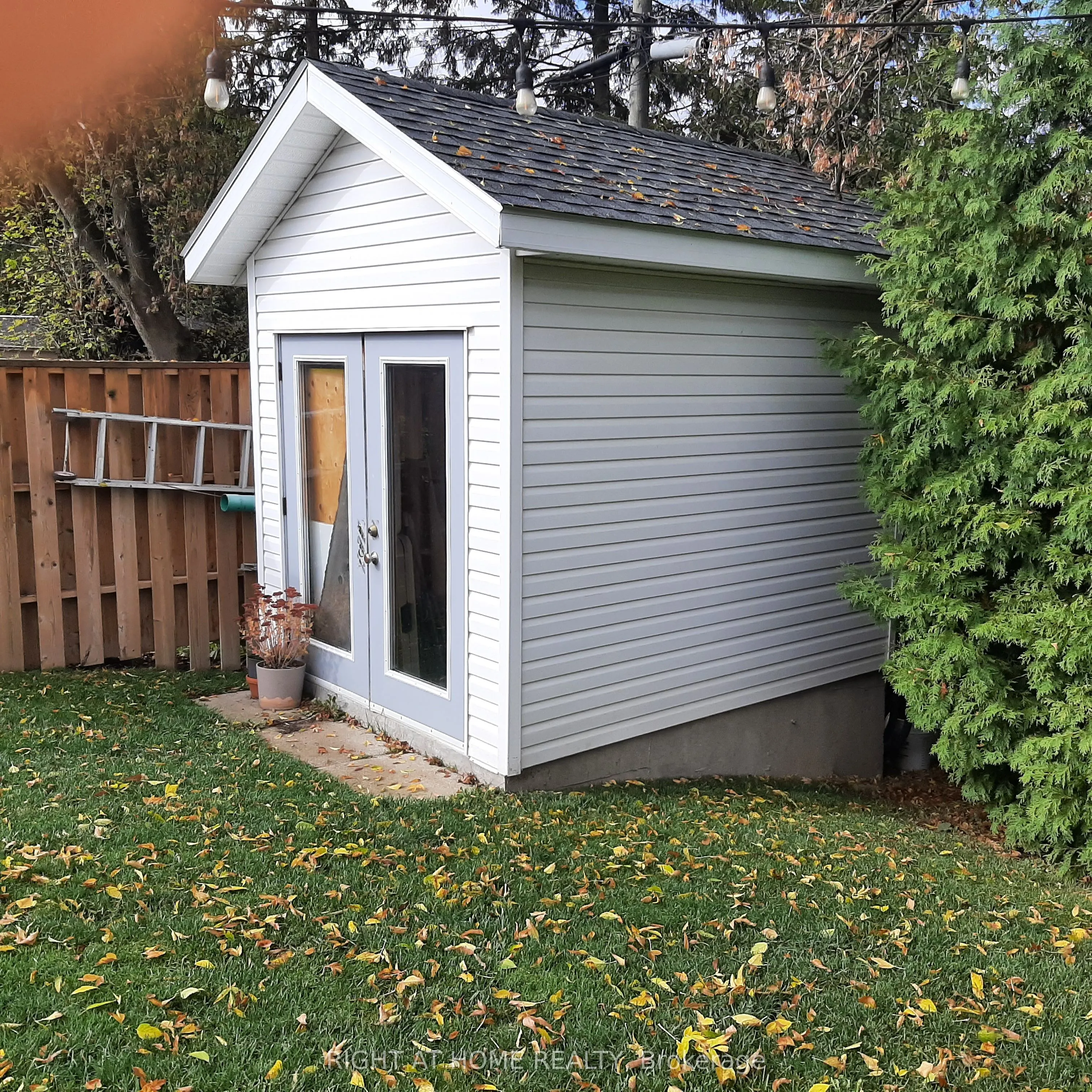 32 Davis Road