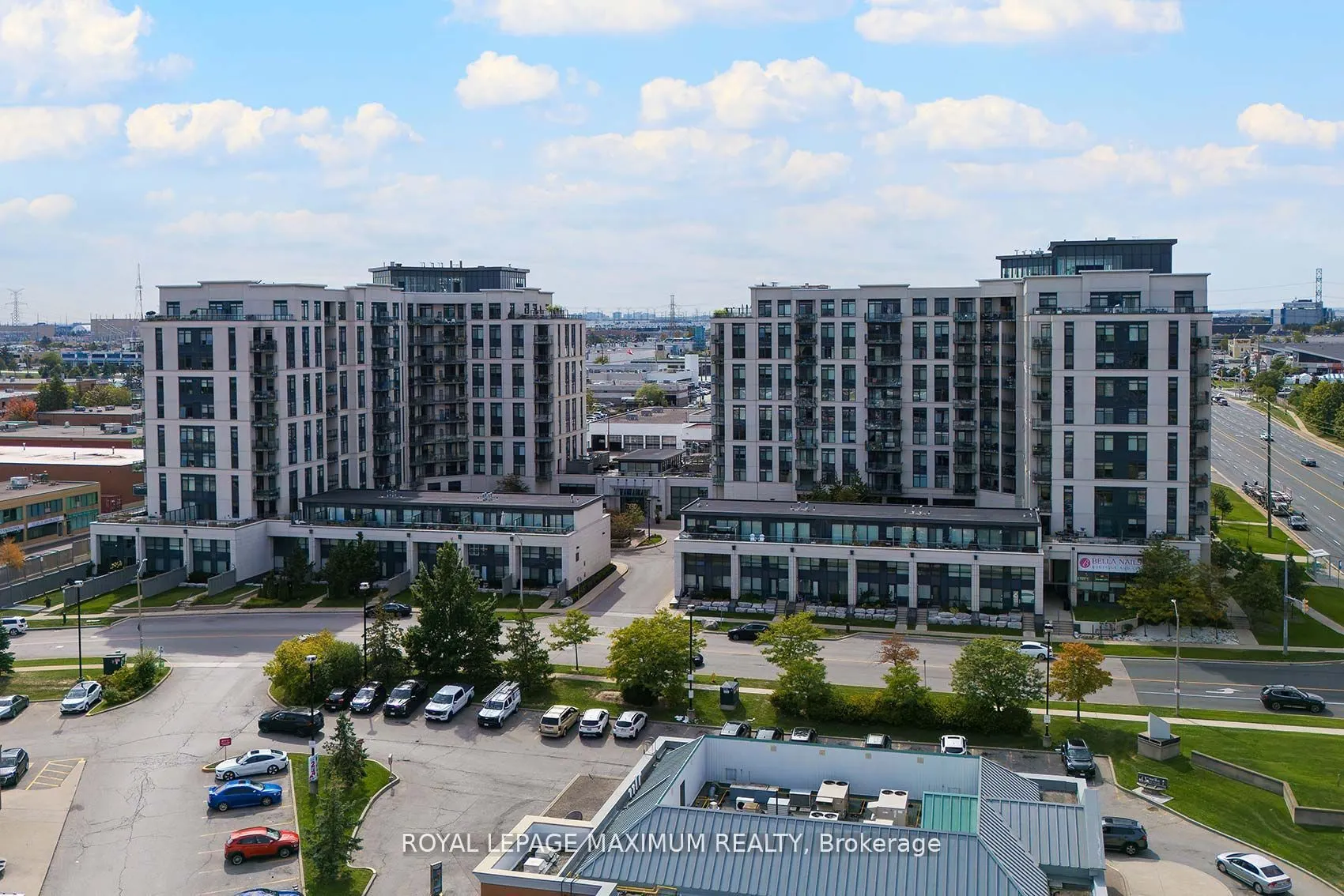 12 Woodstream Boulevard, #312