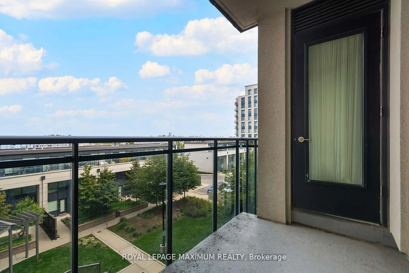 12 Woodstream Boulevard, #312
