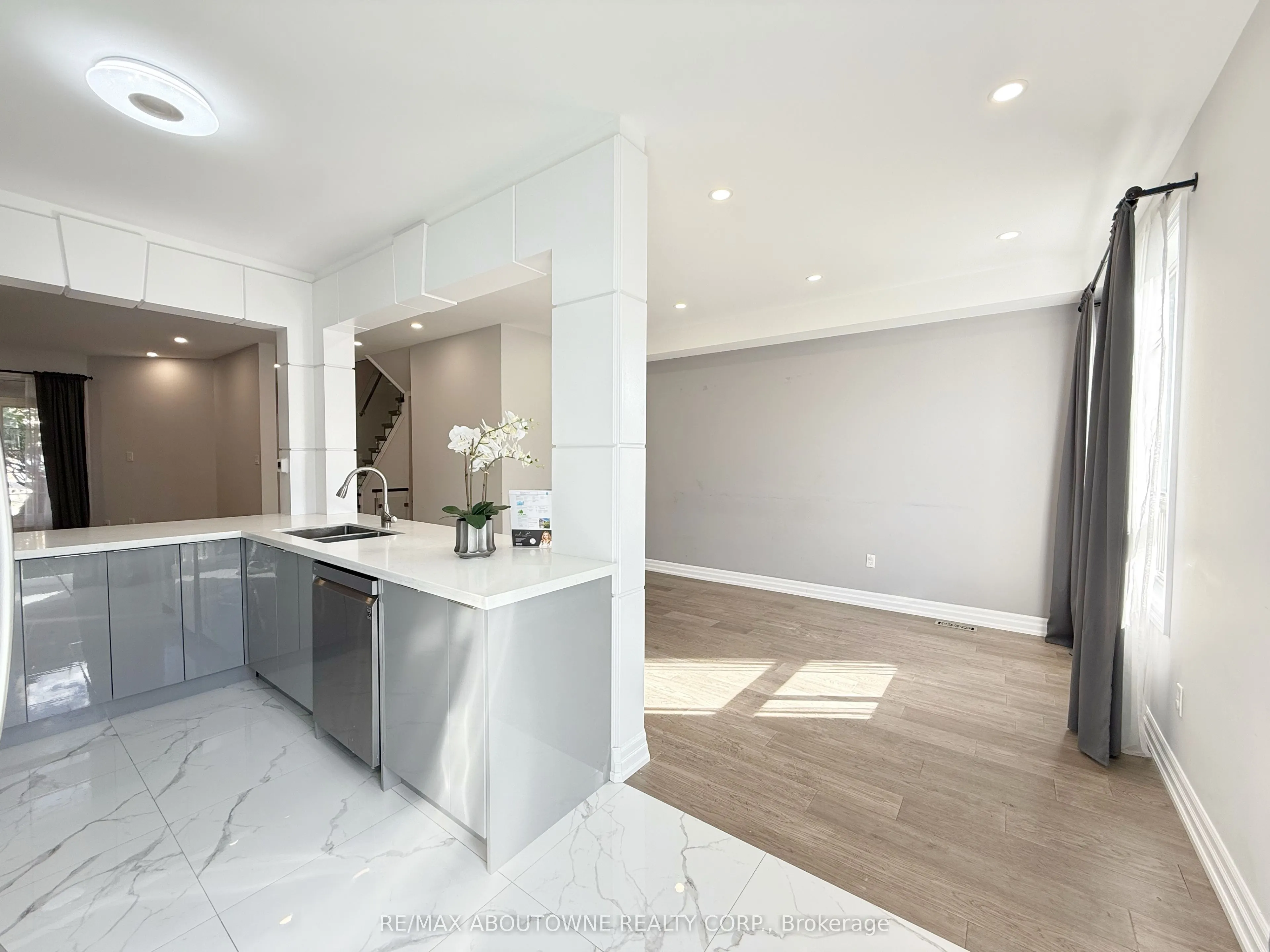 44 Craddock Street