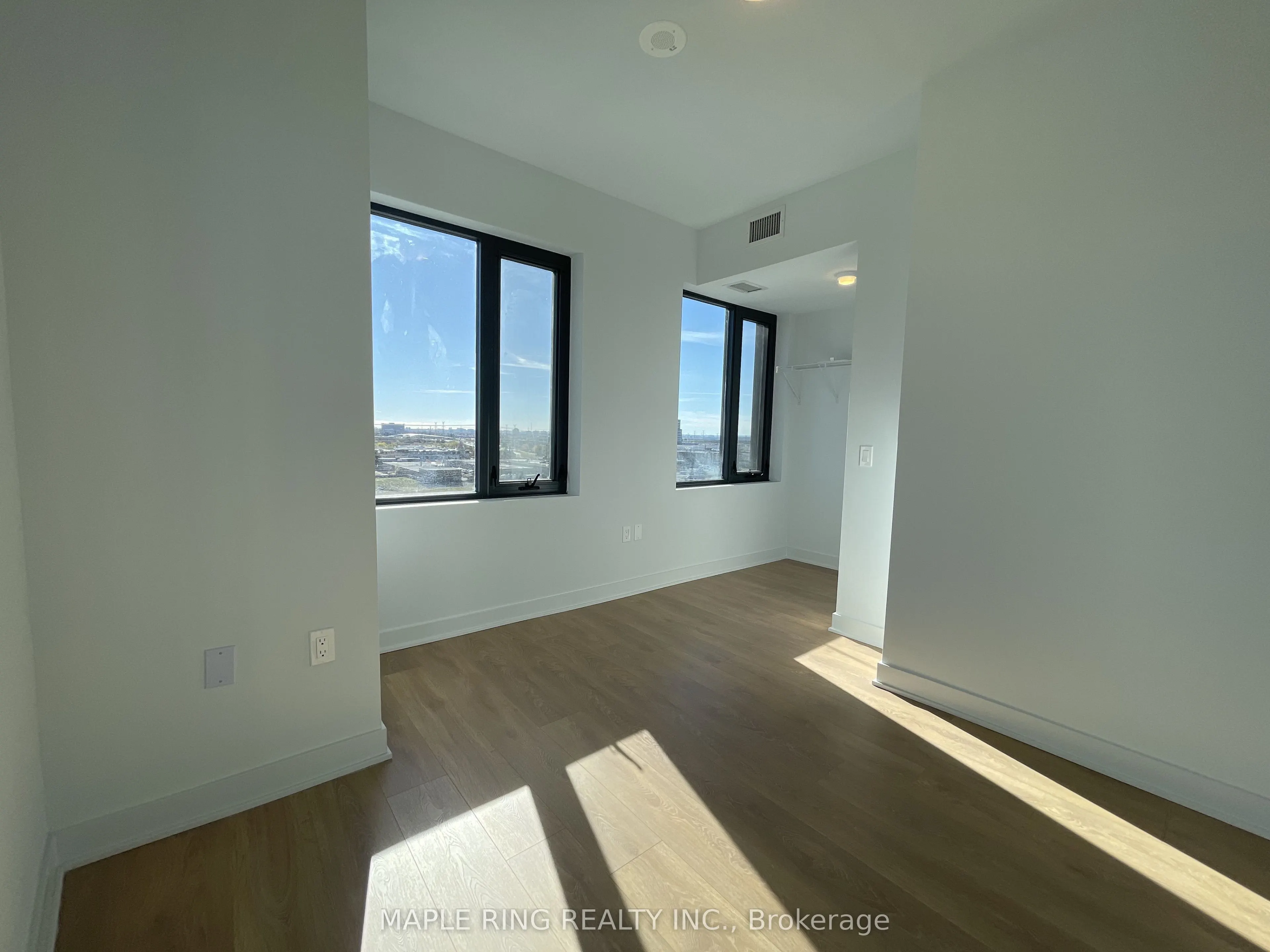 2920 Highway 7 Road, #707