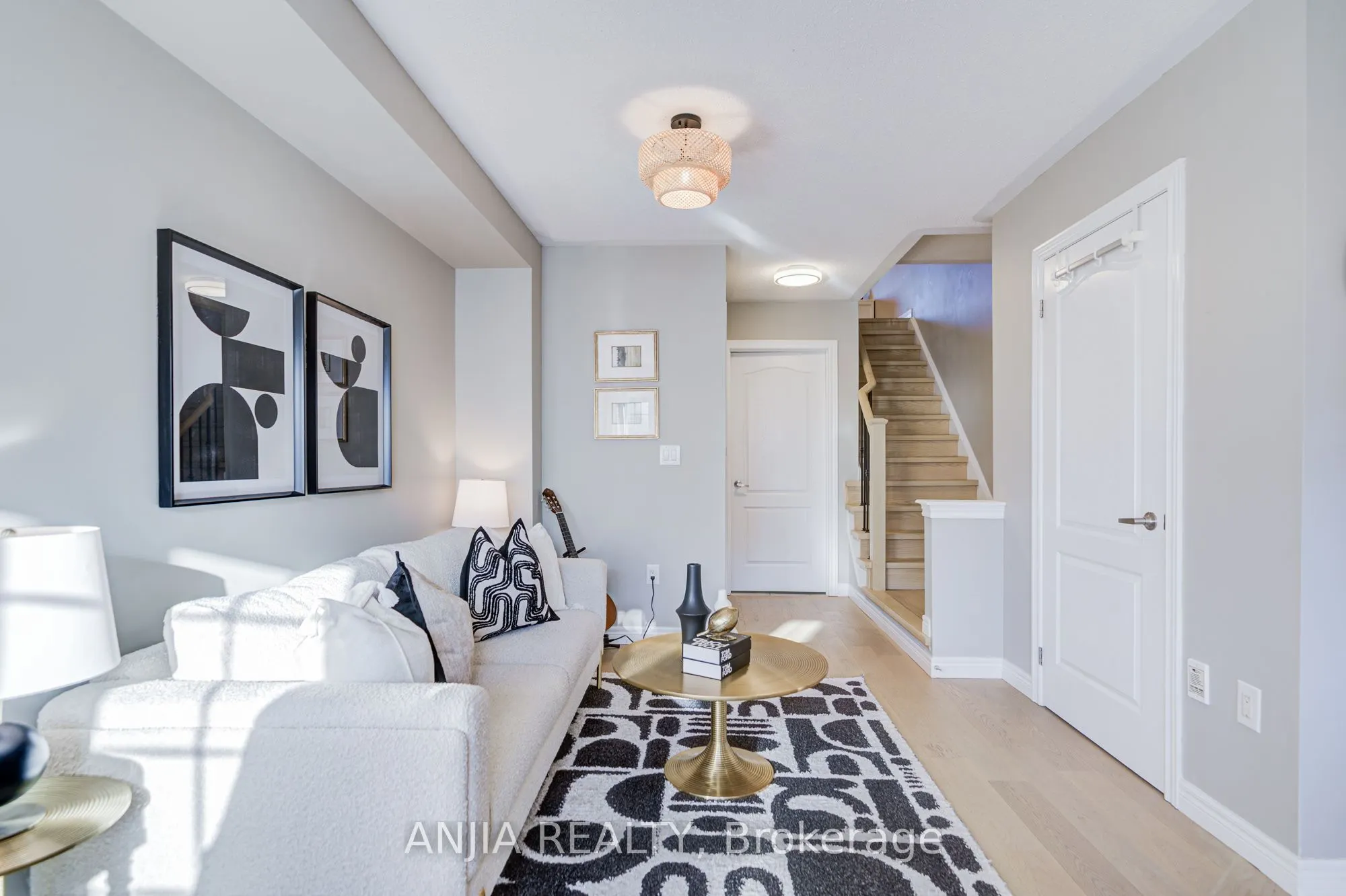 5 Valliere Drive