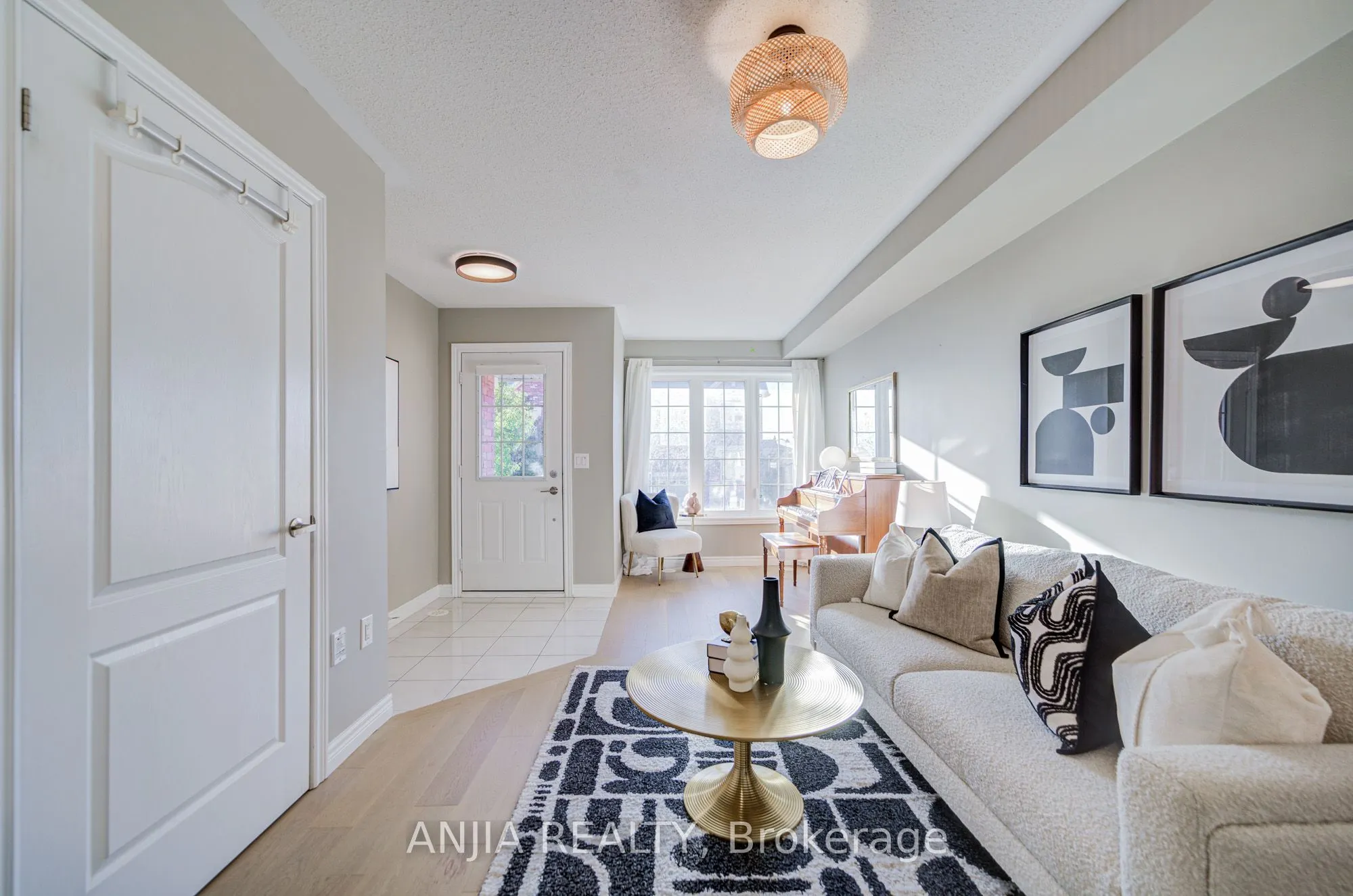 5 Valliere Drive