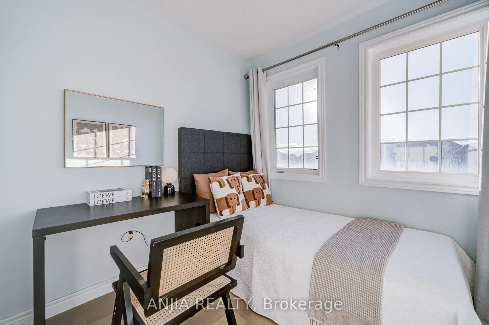 5 Valliere Drive