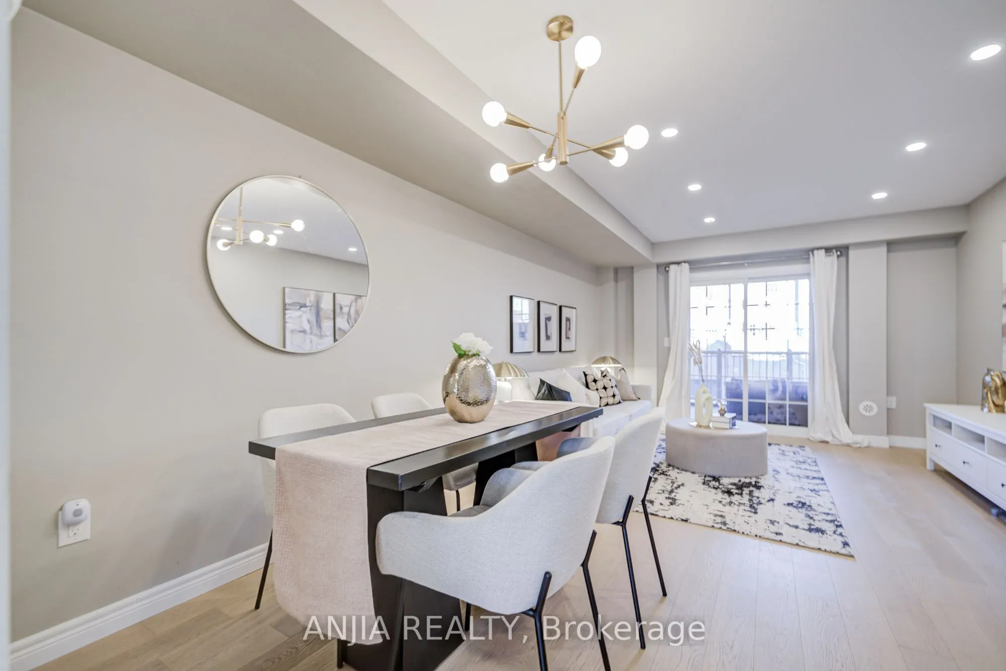 5 Valliere Drive