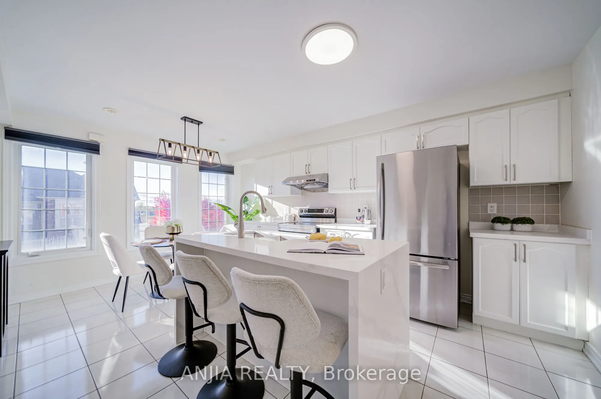 5 Valliere Drive
