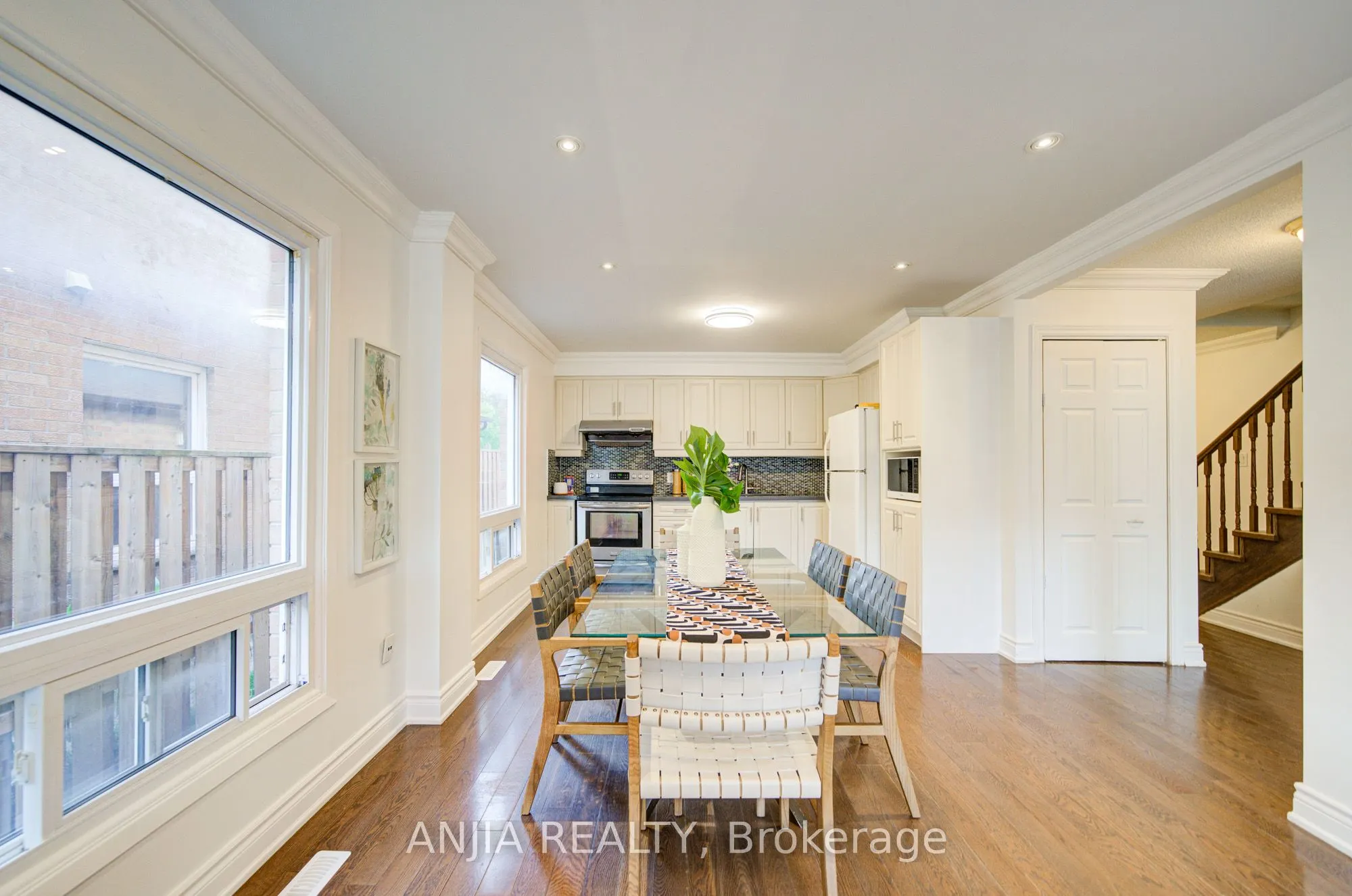 19 Dunbar Crescent