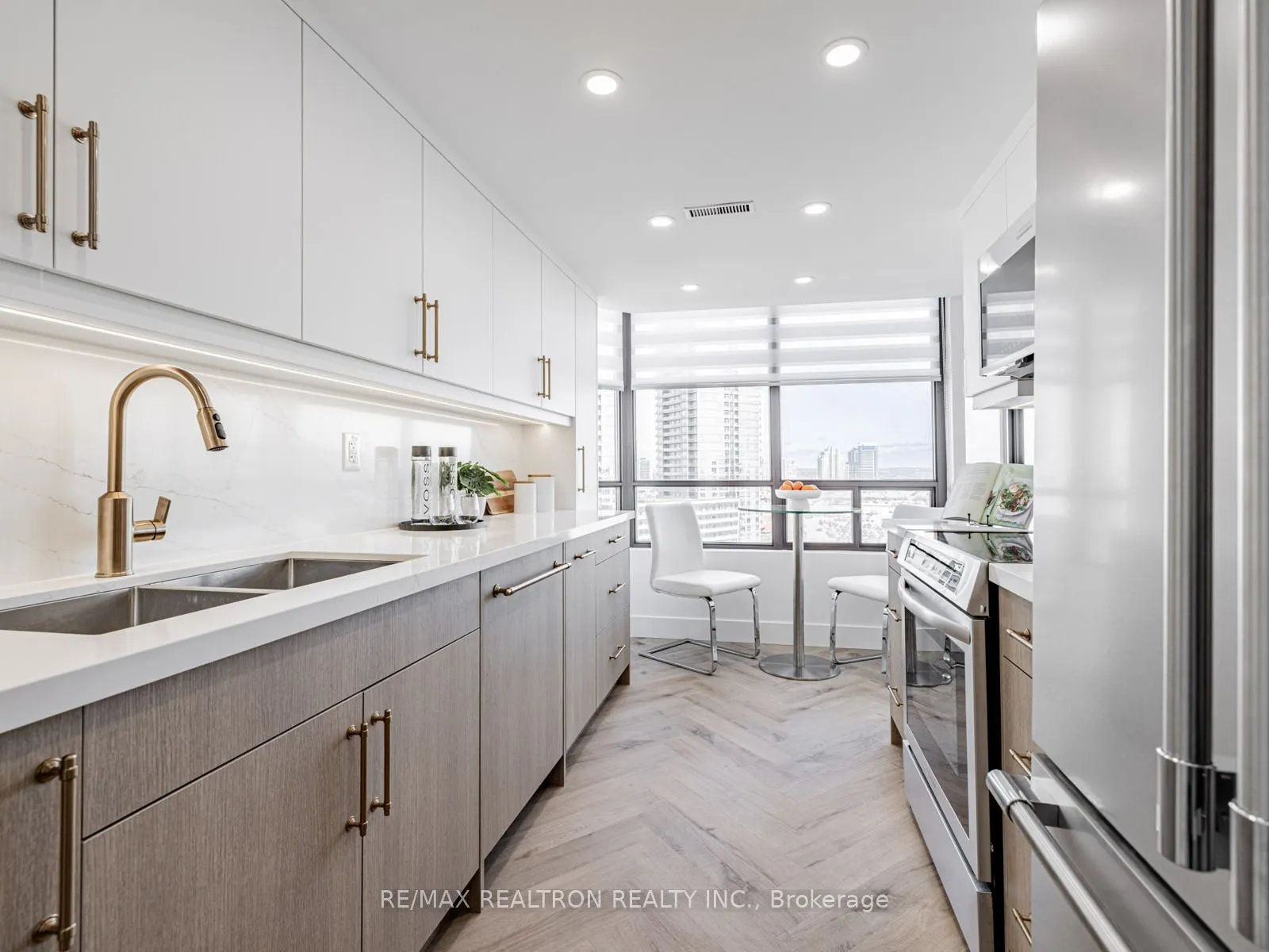 7420 Bathurst Street N, #1611