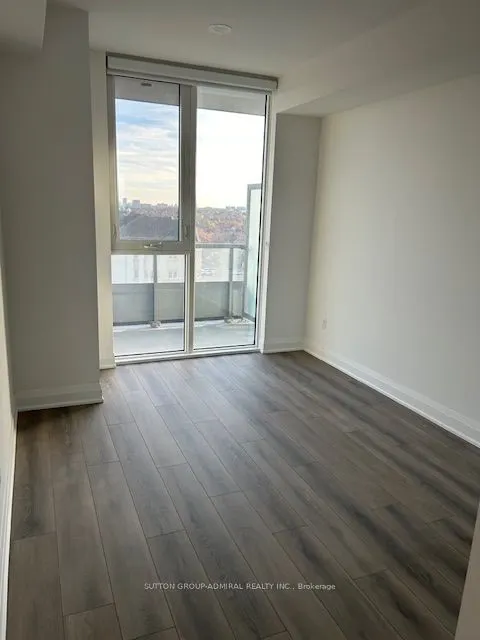 10 Gatineau Drive, #704W