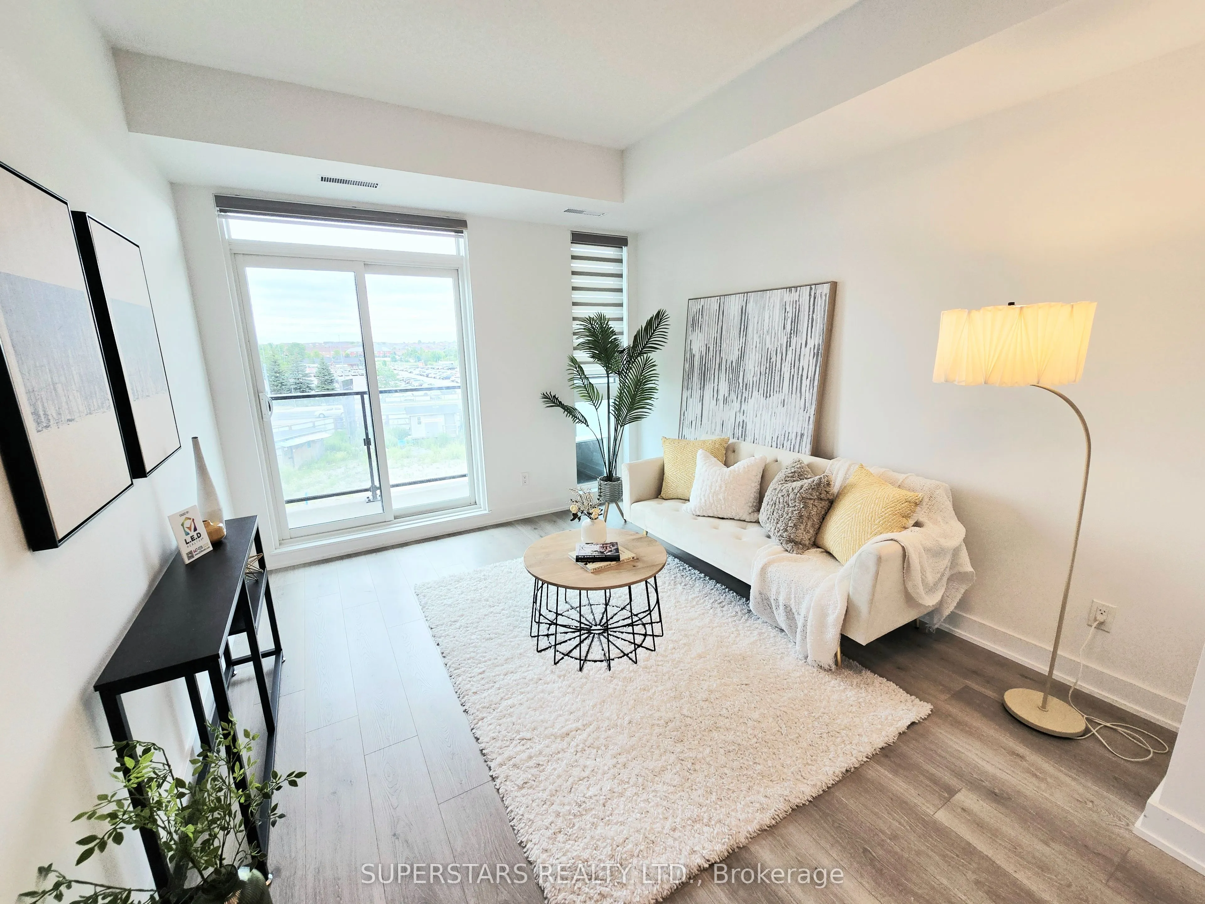 1709 Bur Oak Avenue, #305