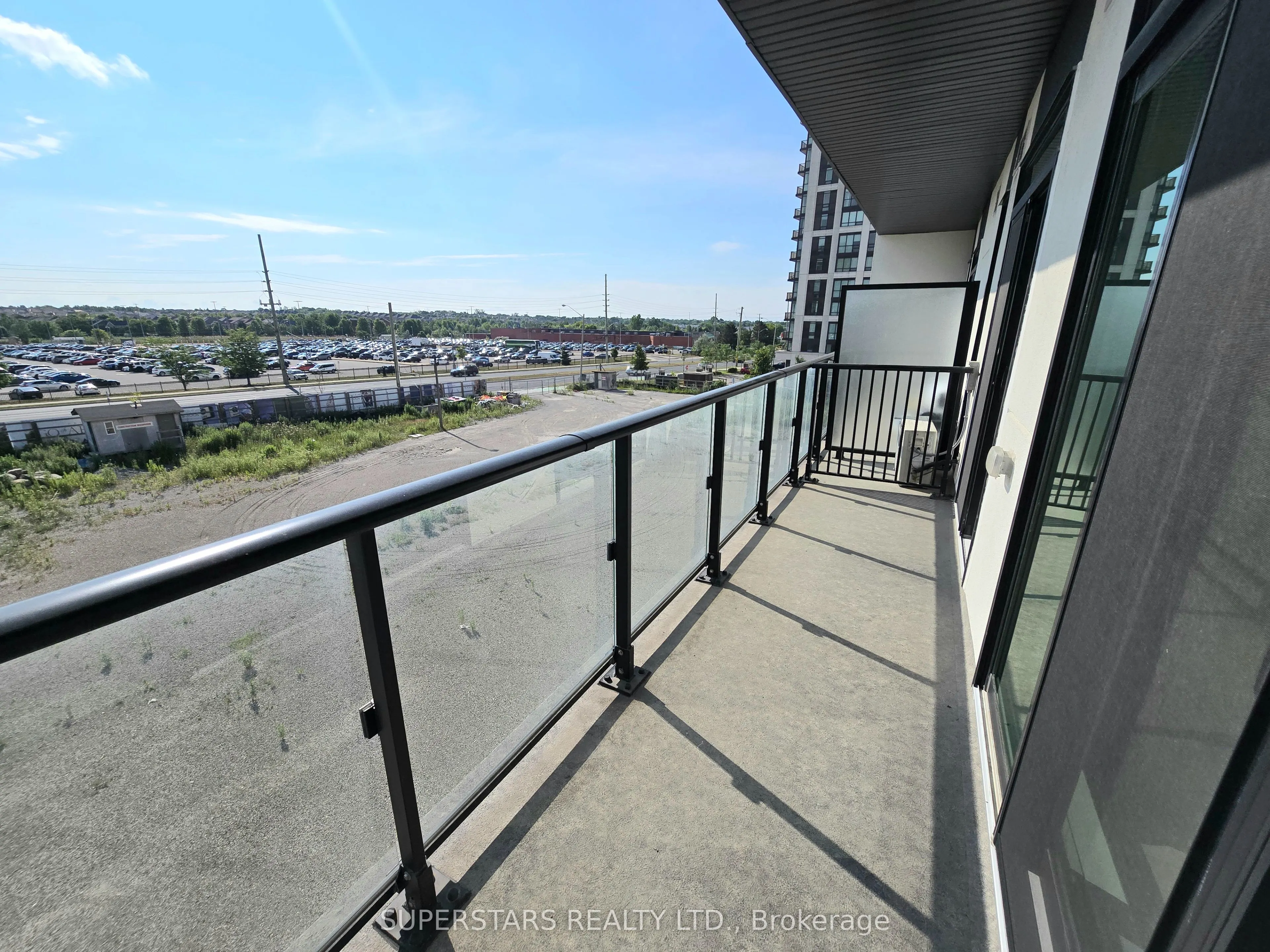1709 Bur Oak Avenue, #305