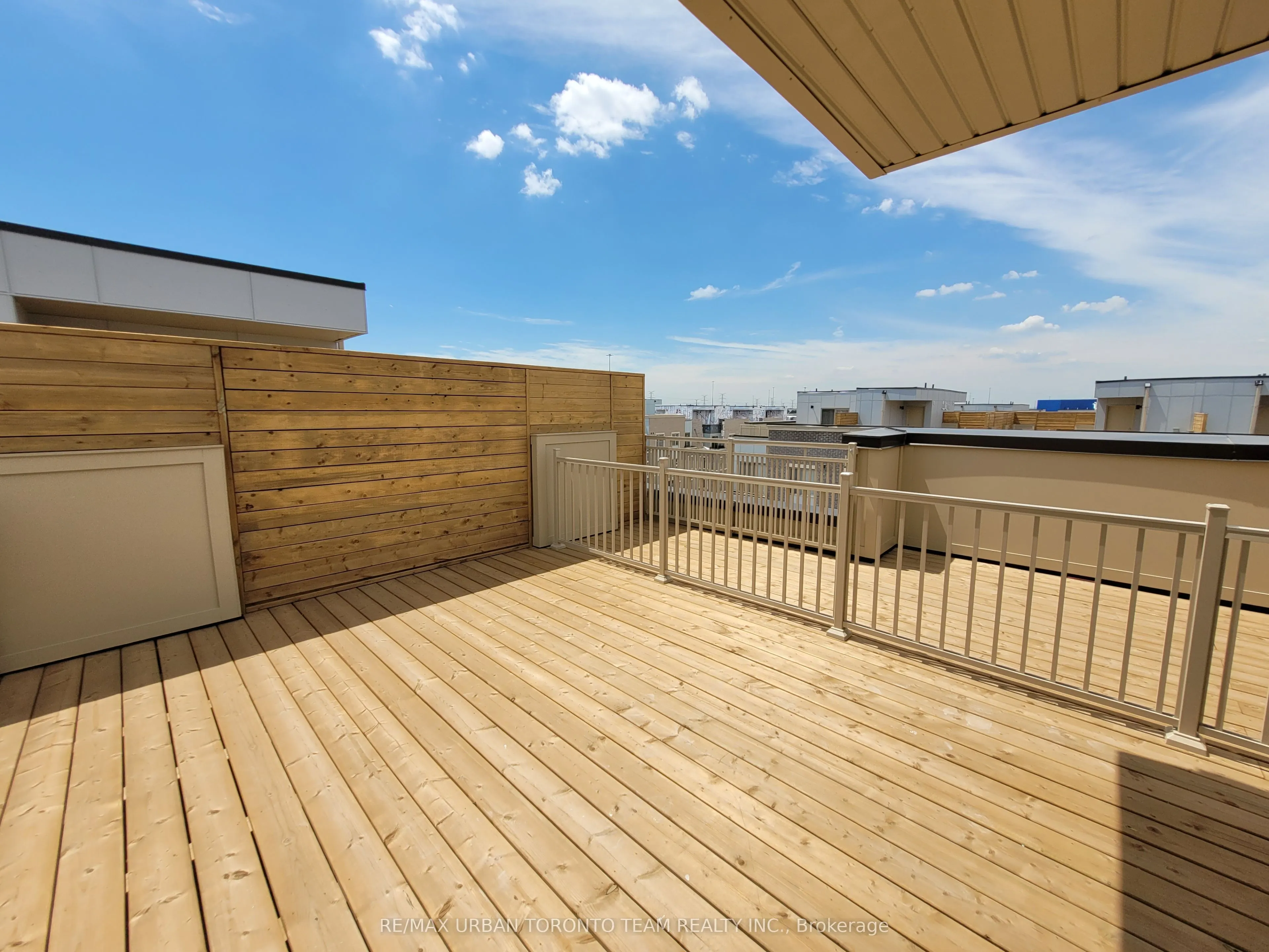 131 Honeycrisp Crescent, #TH215