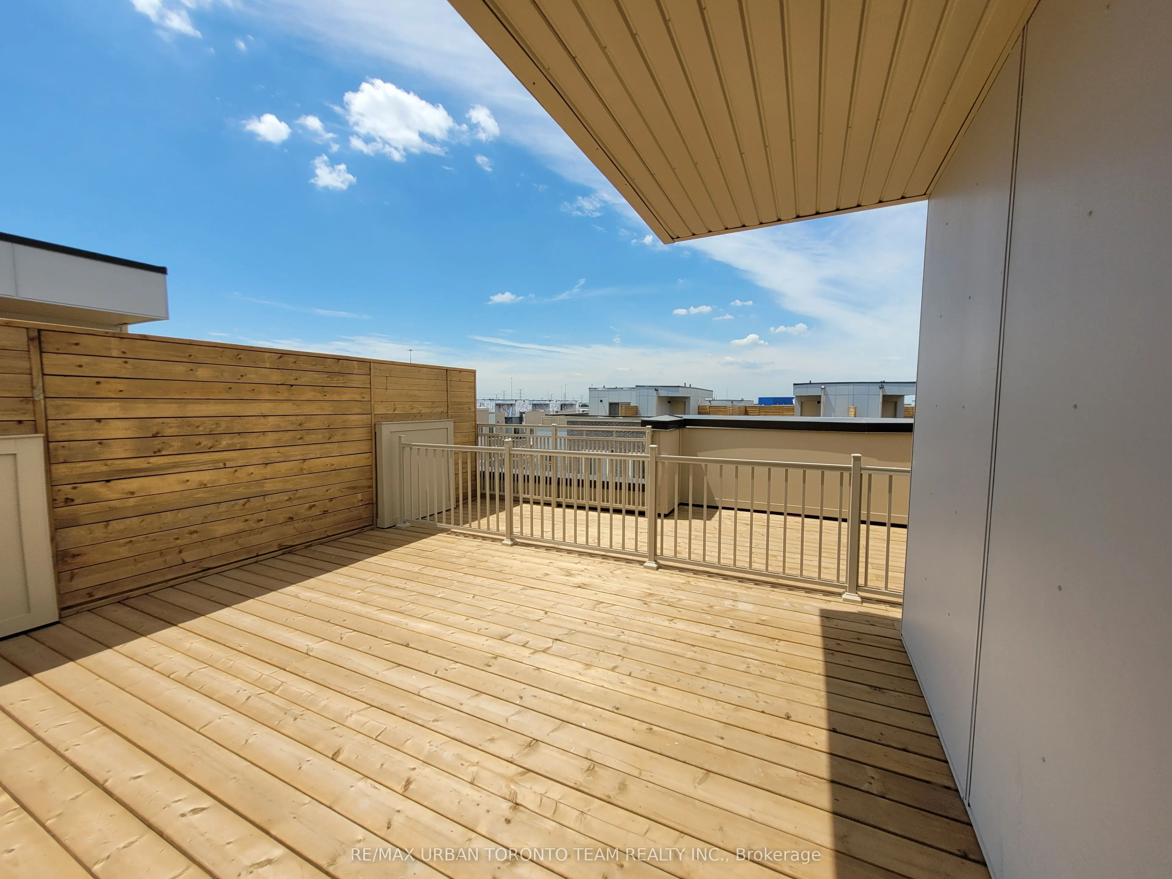 131 Honeycrisp Crescent, #TH215