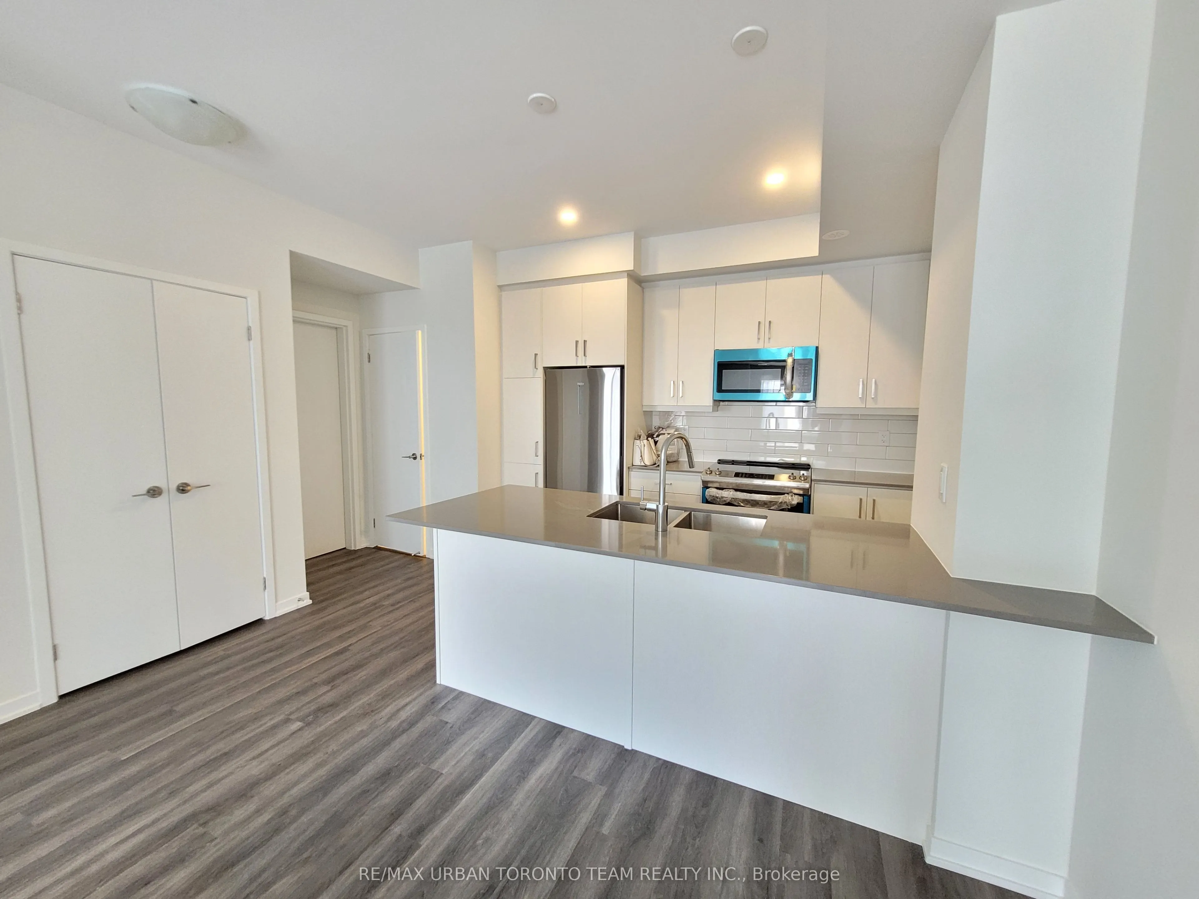 131 Honeycrisp Crescent, #TH215
