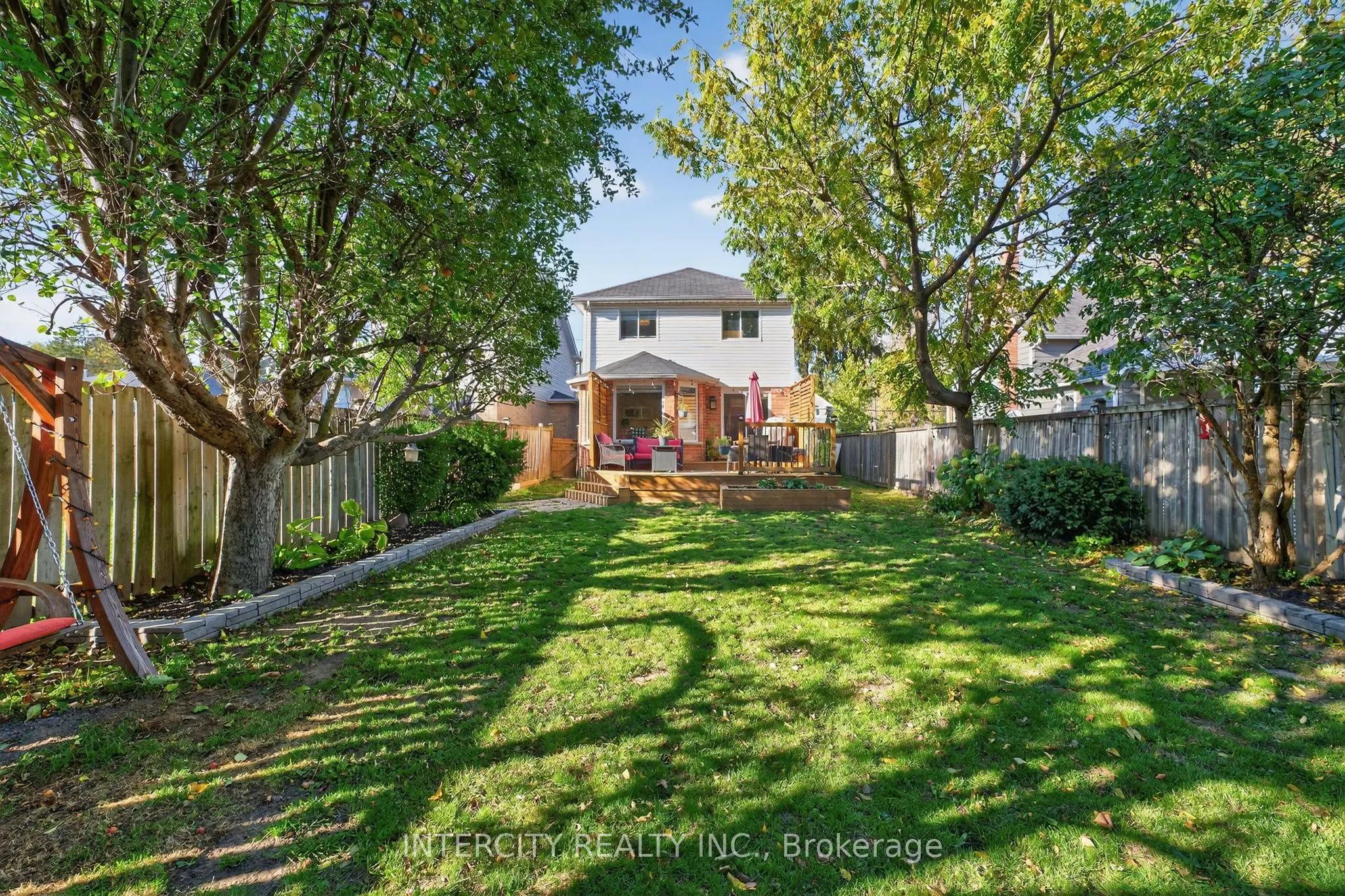 107 Albert Street E