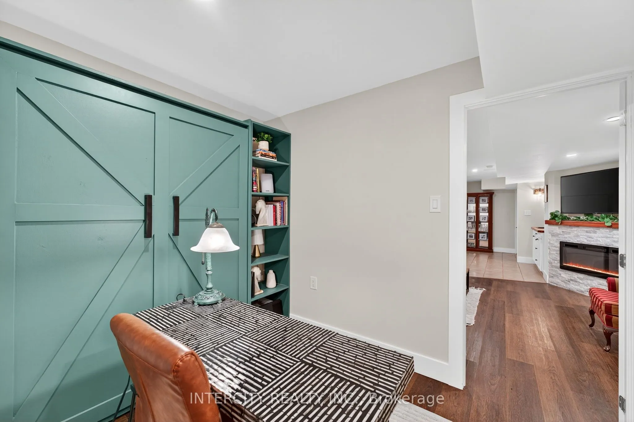 107 Albert Street E