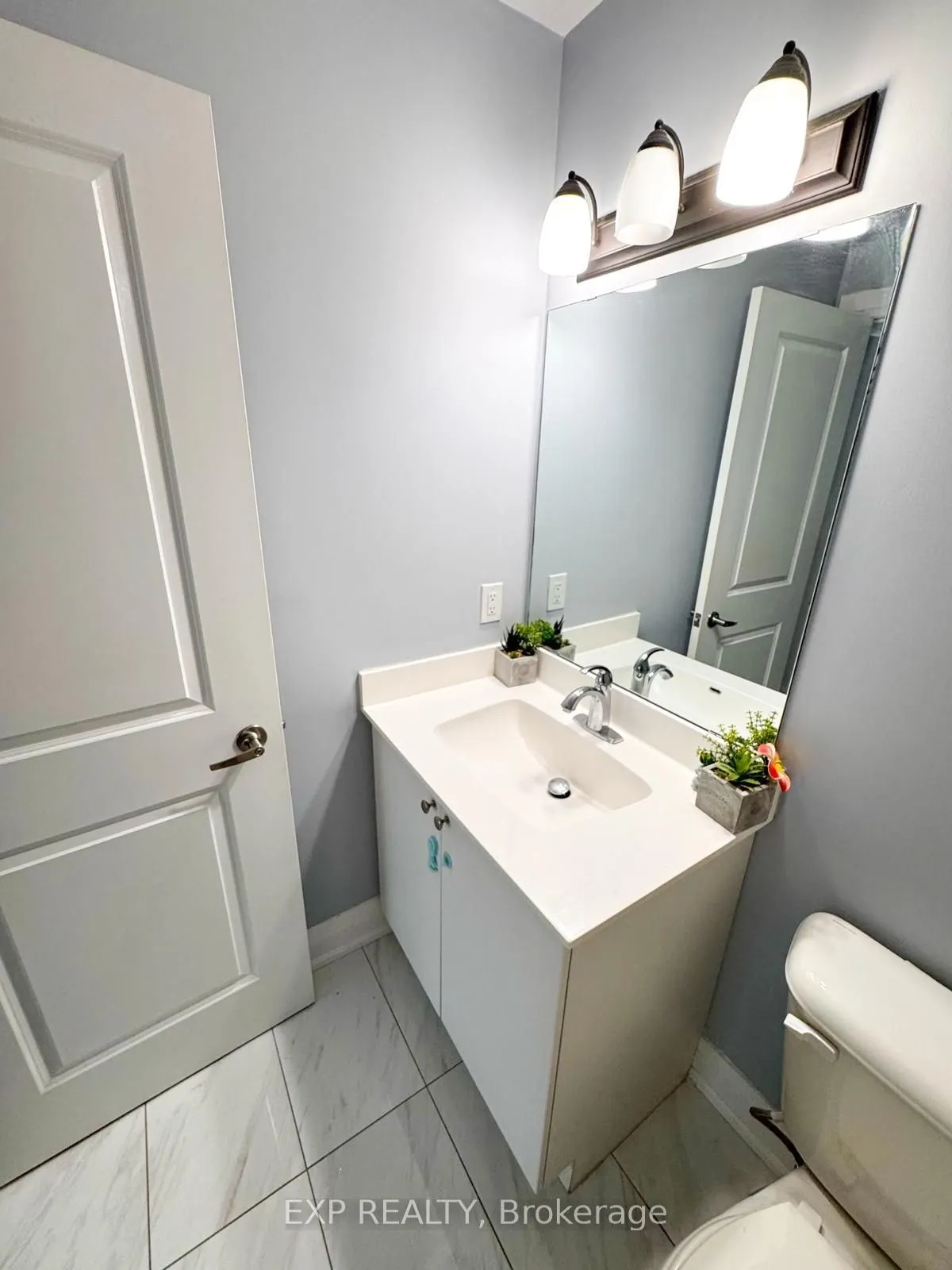 5309 Highway 7 Highway, #903A