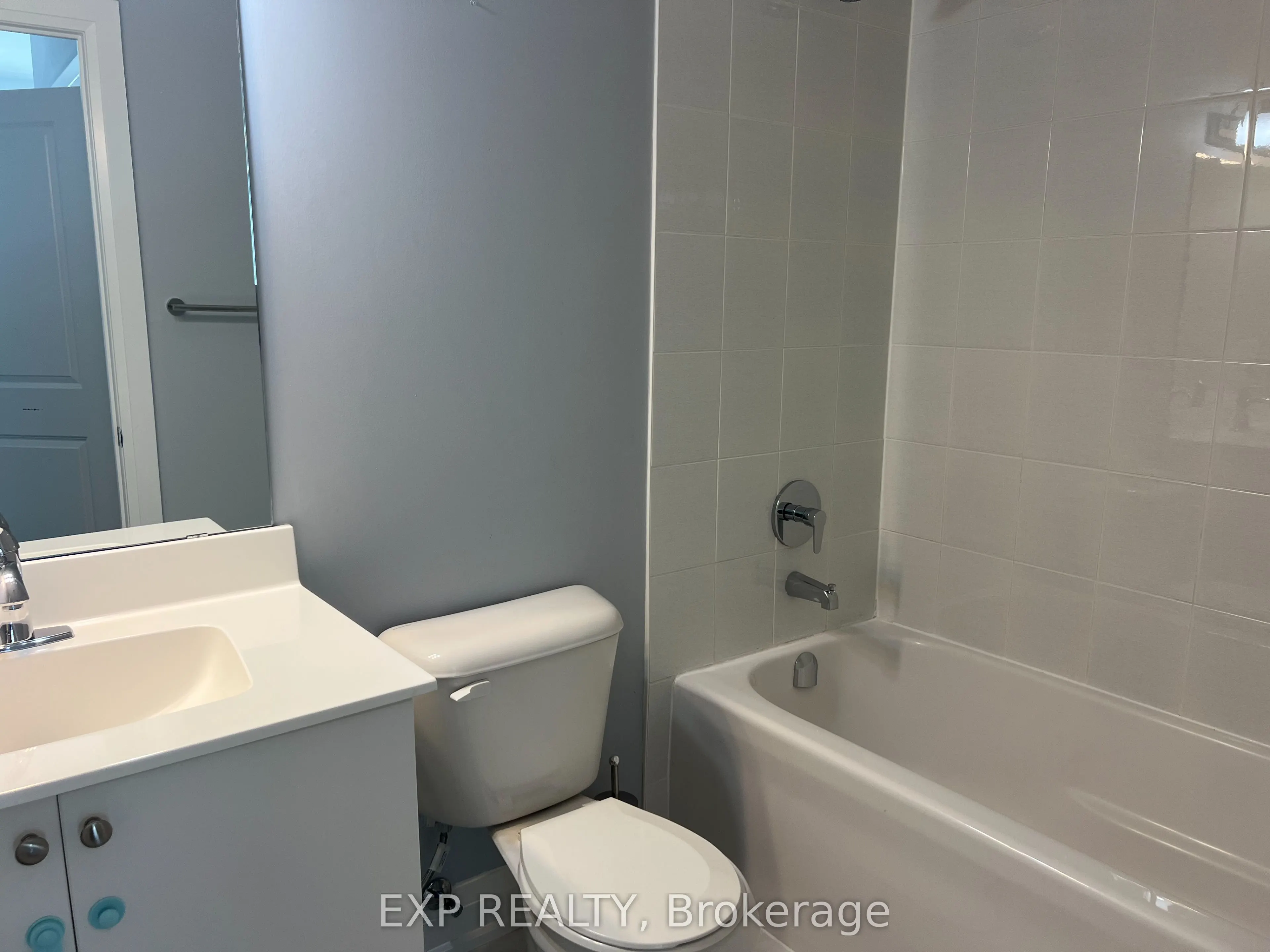 5309 Highway 7 Highway, #903A
