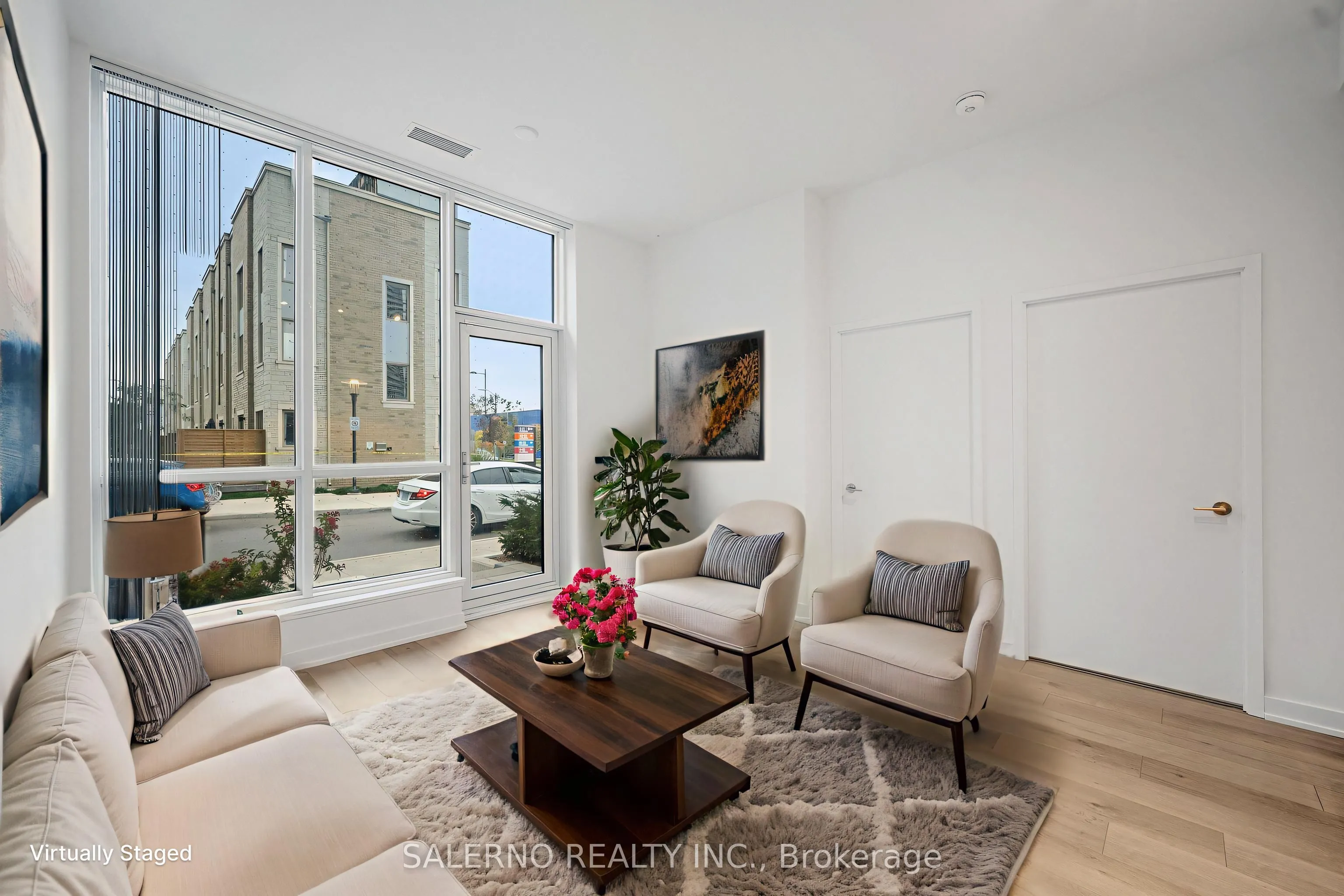 10 Honeycrisp Crescent, #105