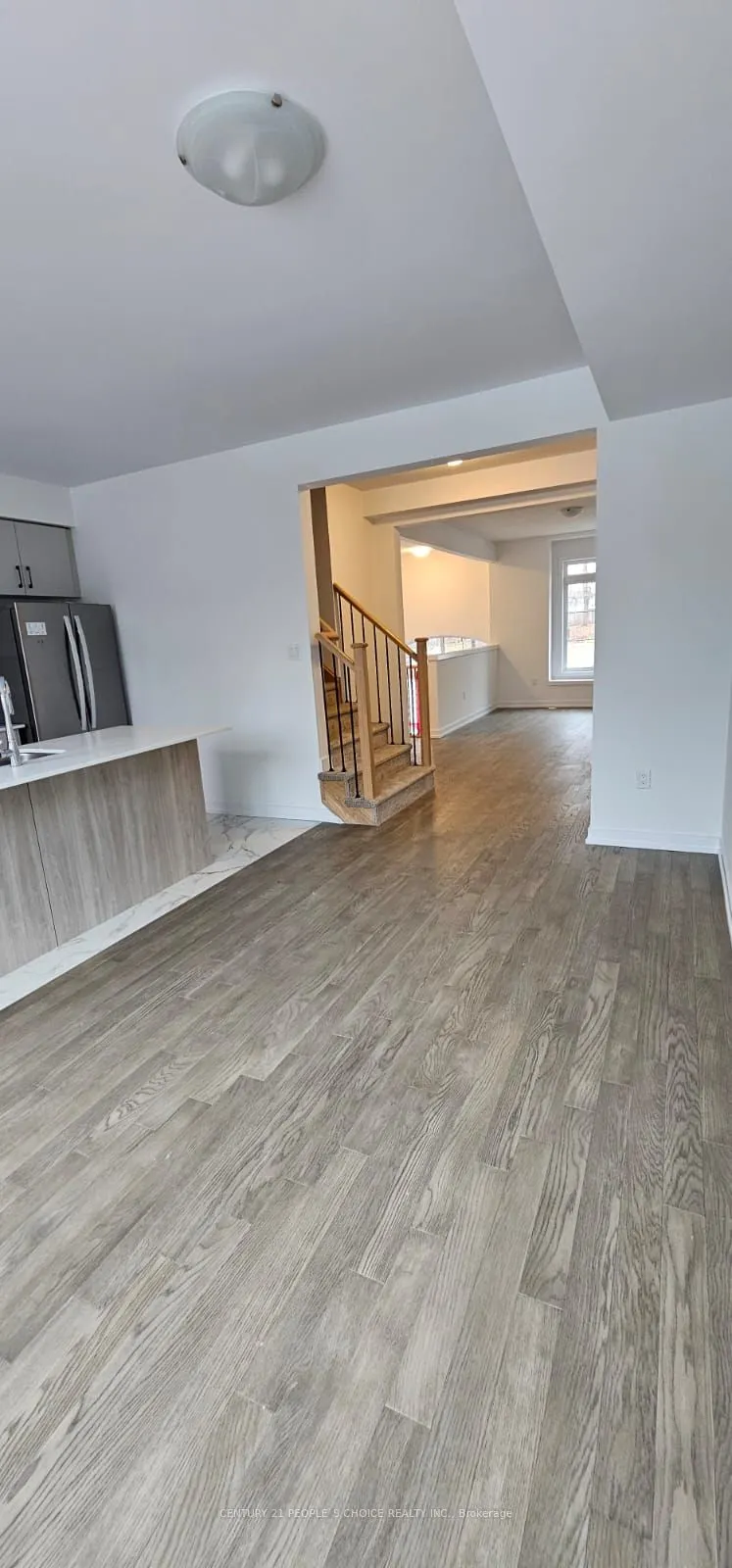 27 Lyall Stokes Circle