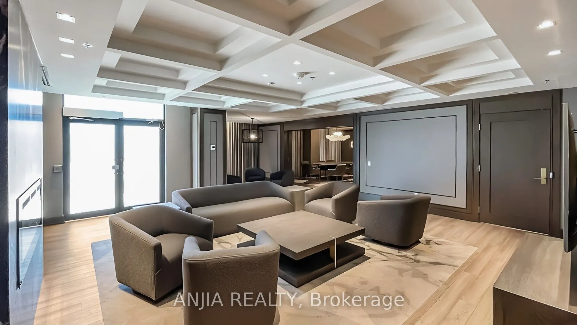 268 Buchanan Drive, #219W