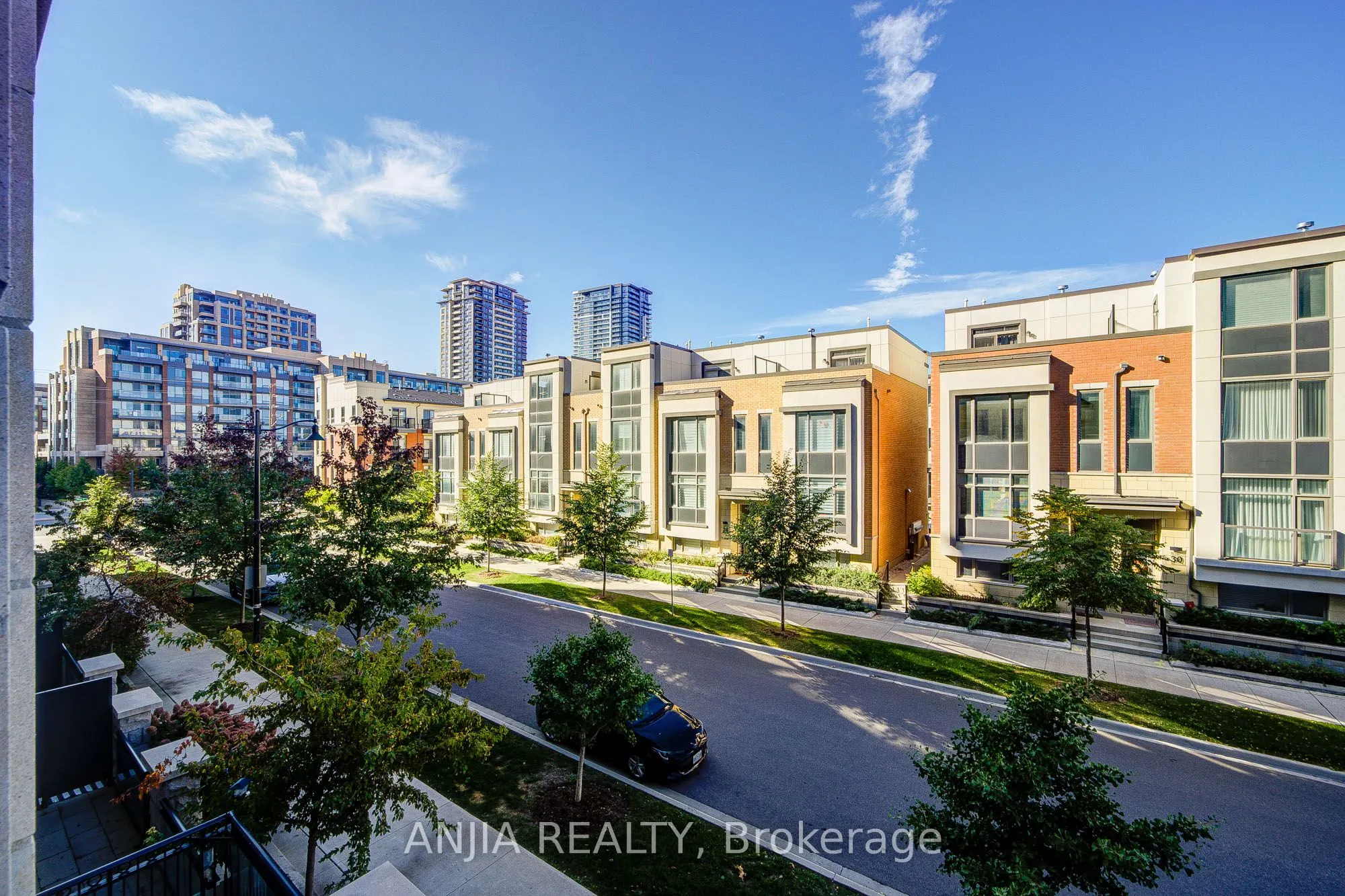 268 Buchanan Drive, #219W