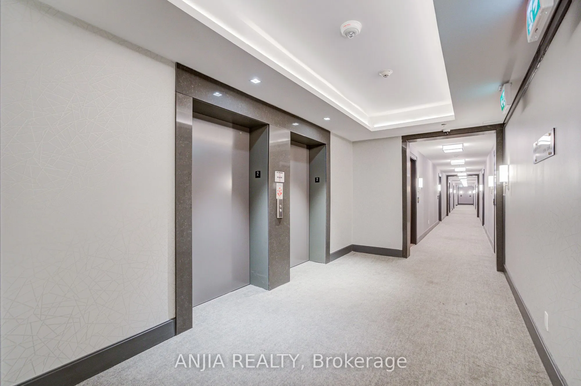 268 Buchanan Drive, #219W