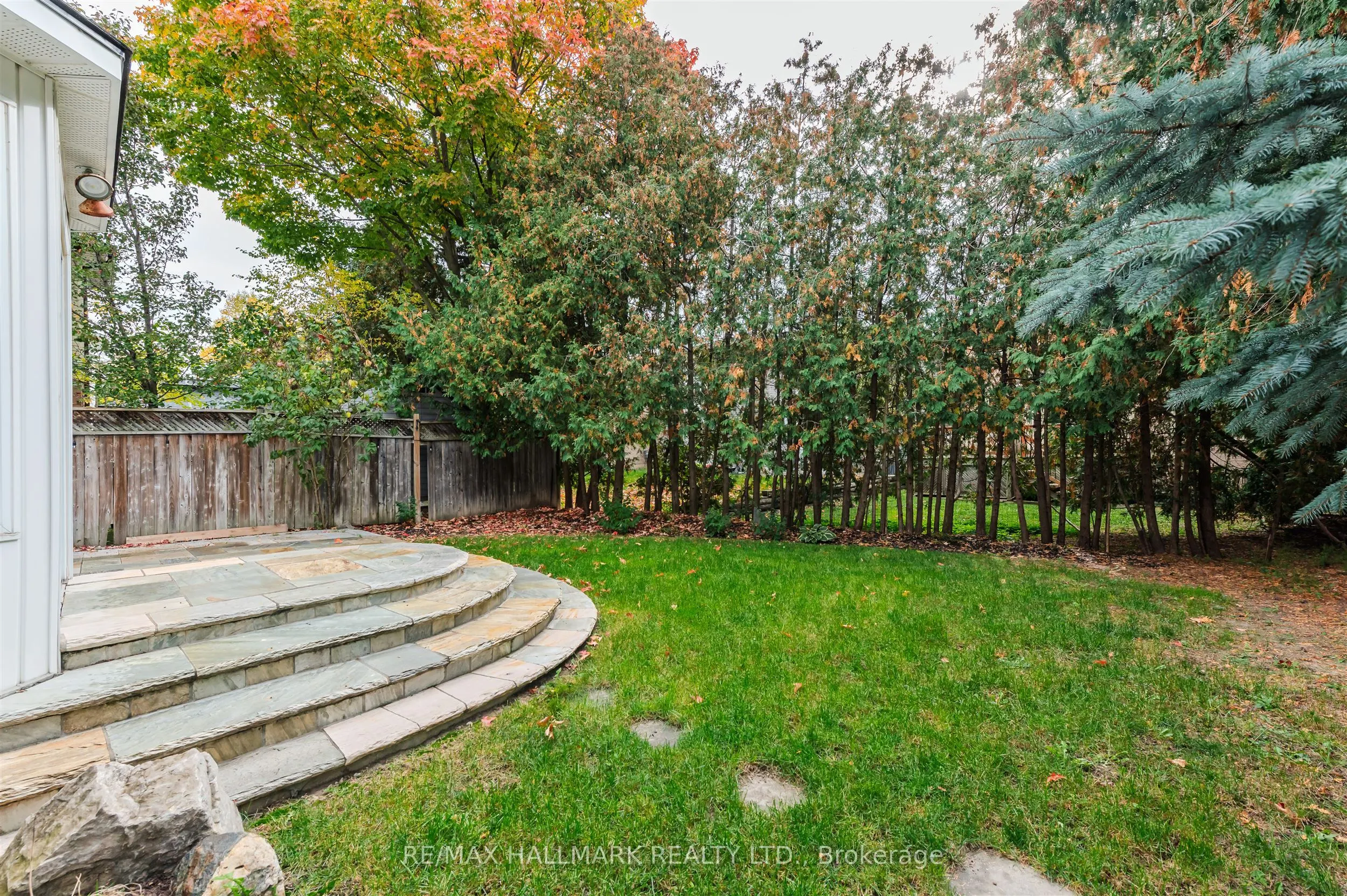 145 Old Surrey Lane