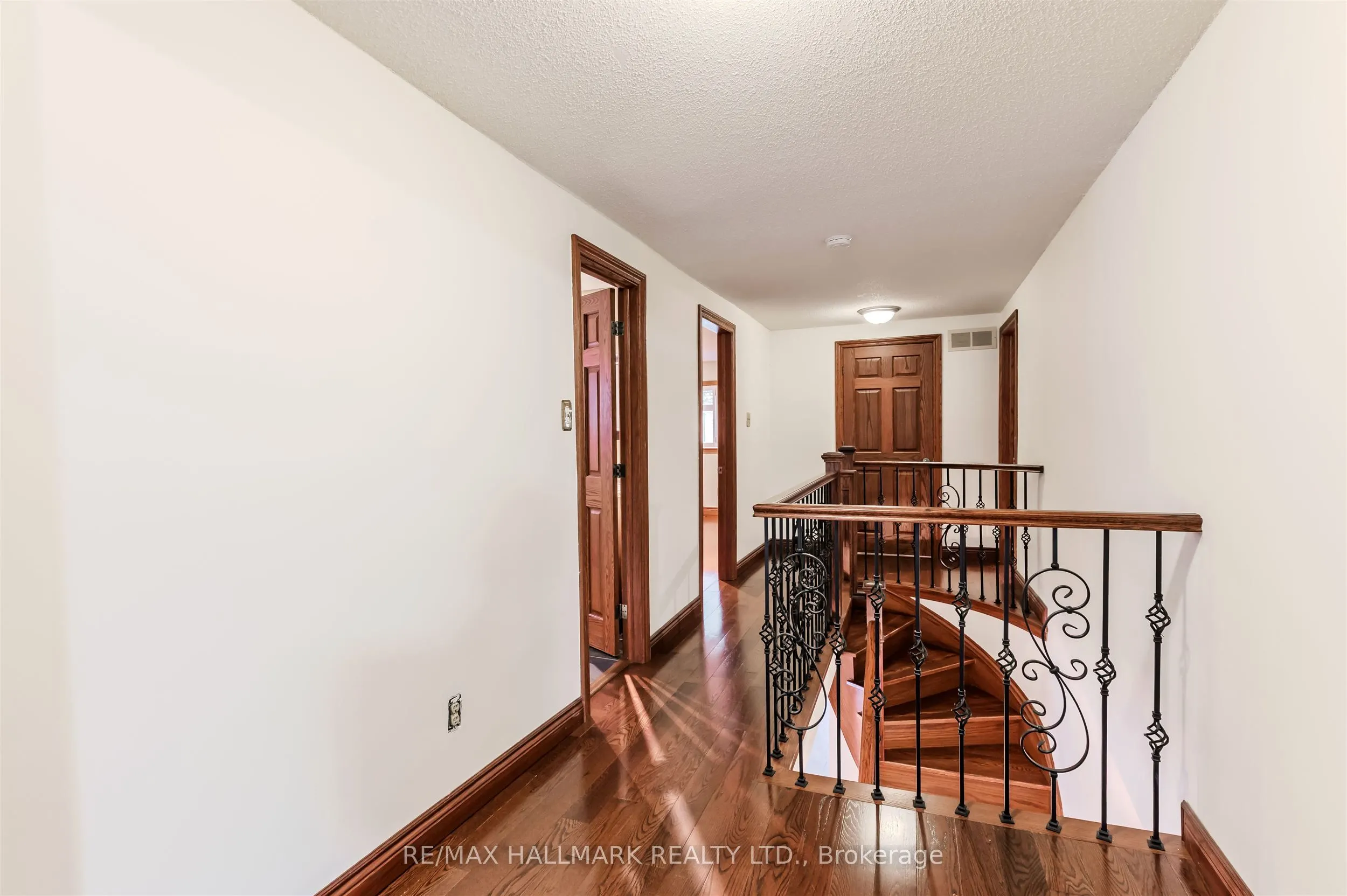 145 Old Surrey Lane