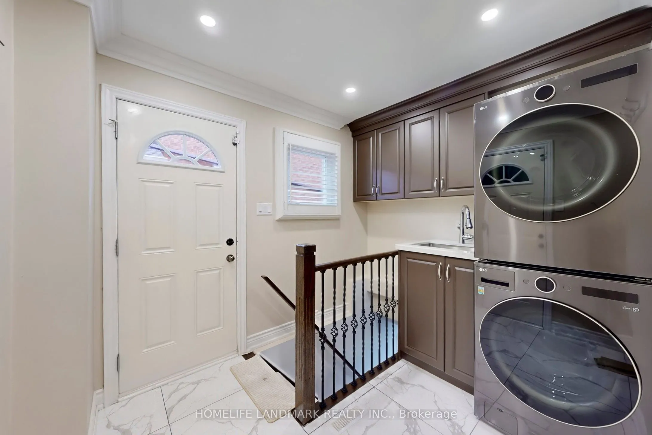 5 Irenemount Crescent