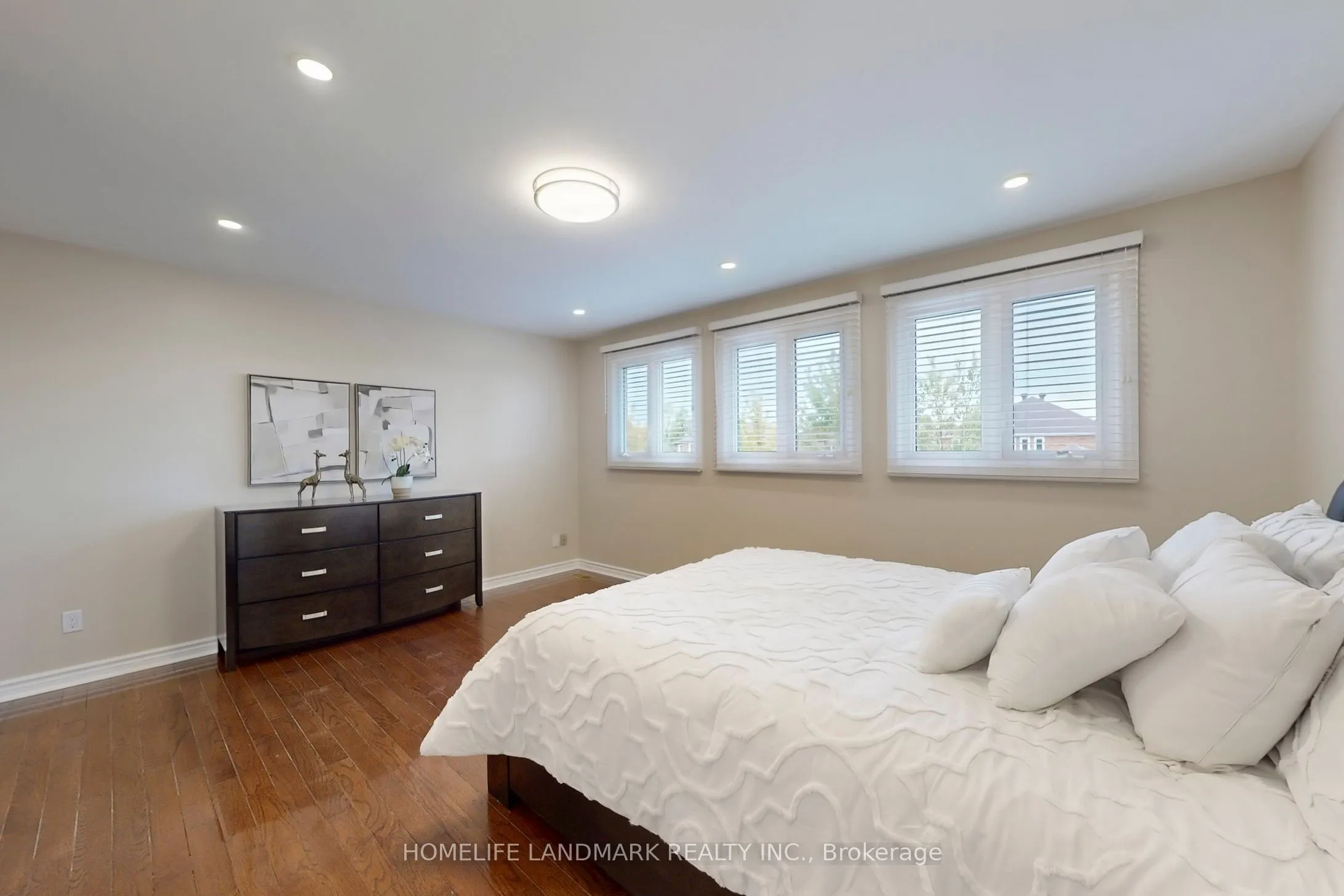 5 Irenemount Crescent