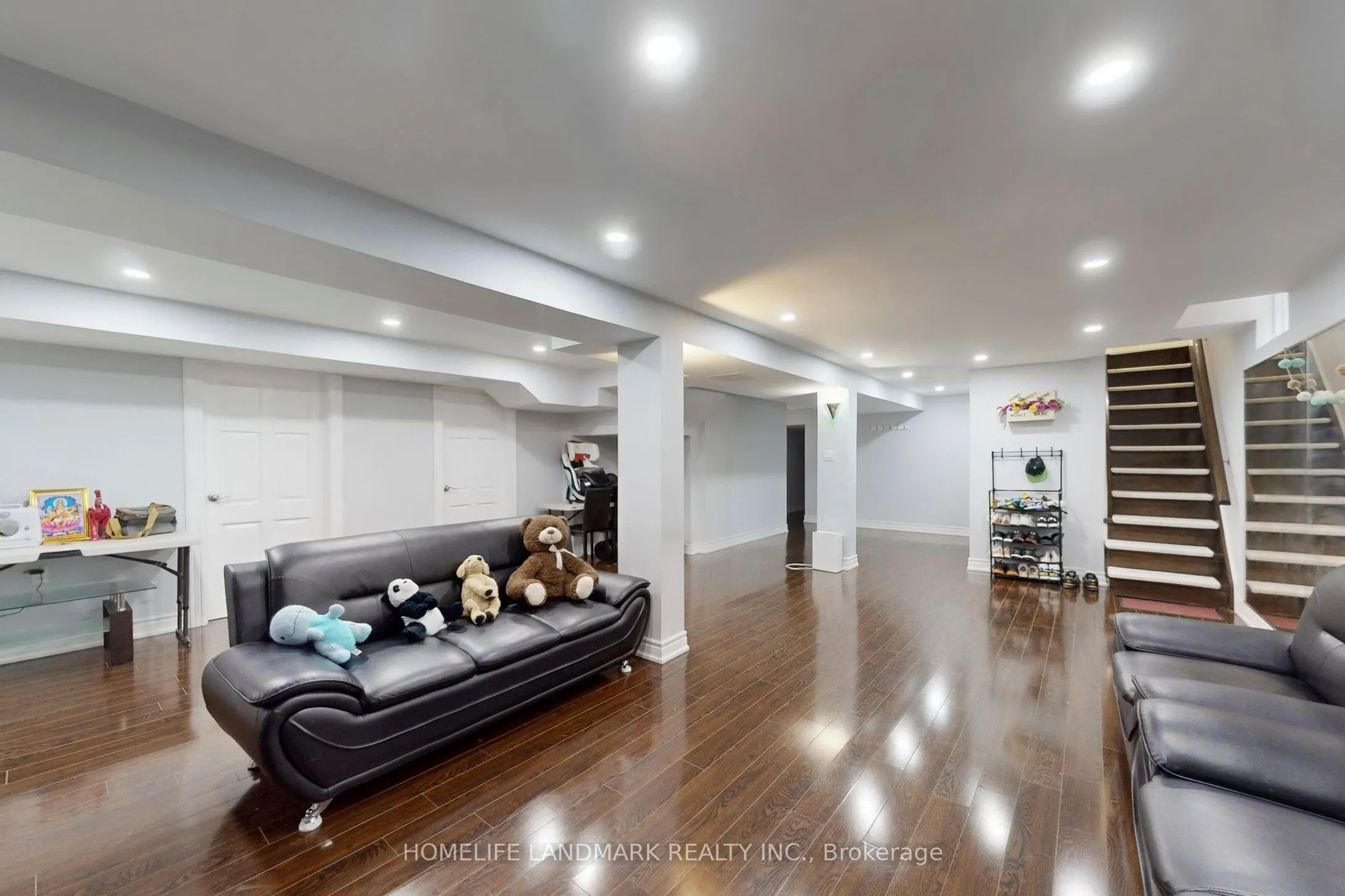 5 Irenemount Crescent