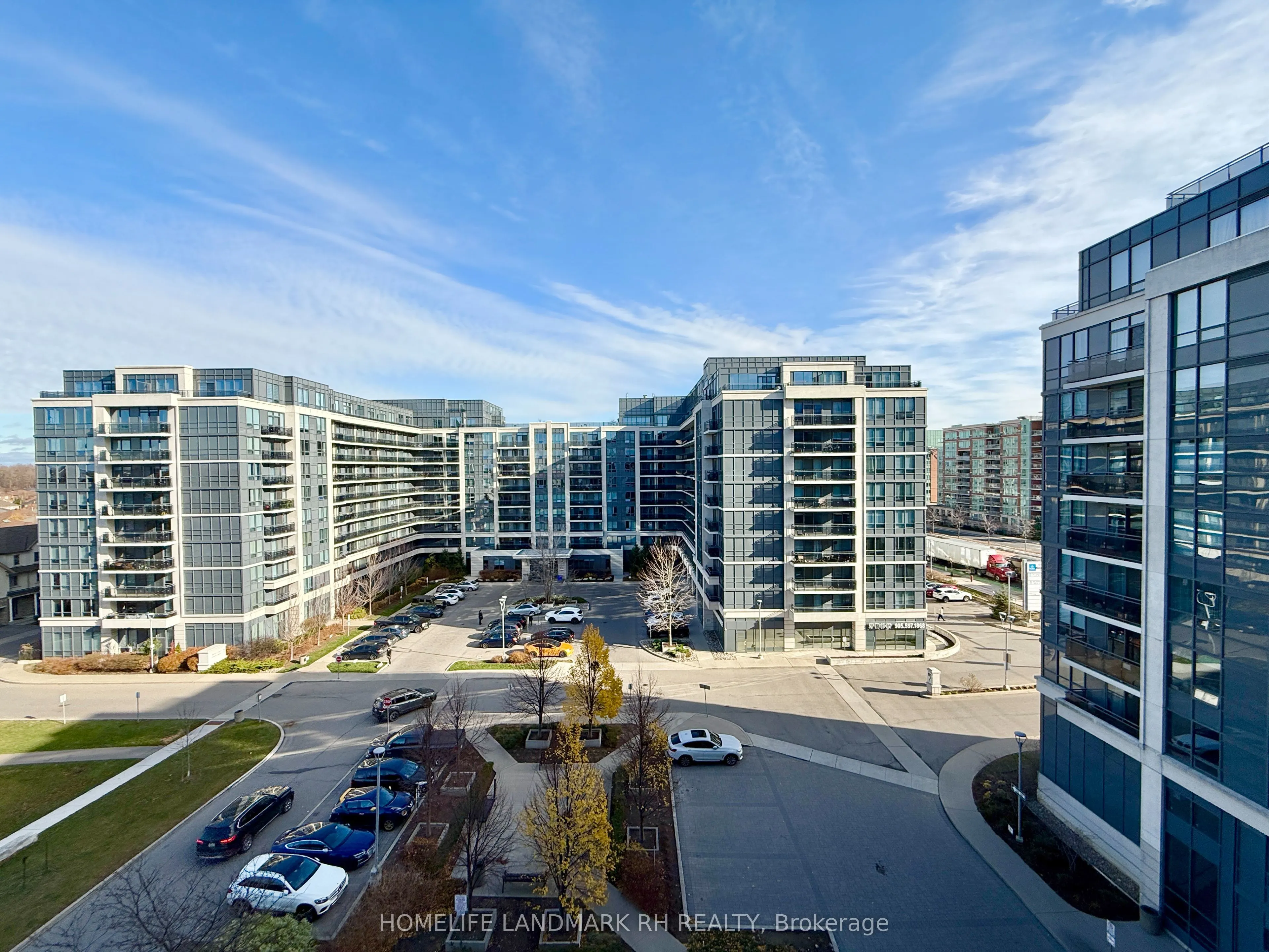 370 Highway 7 E, #825