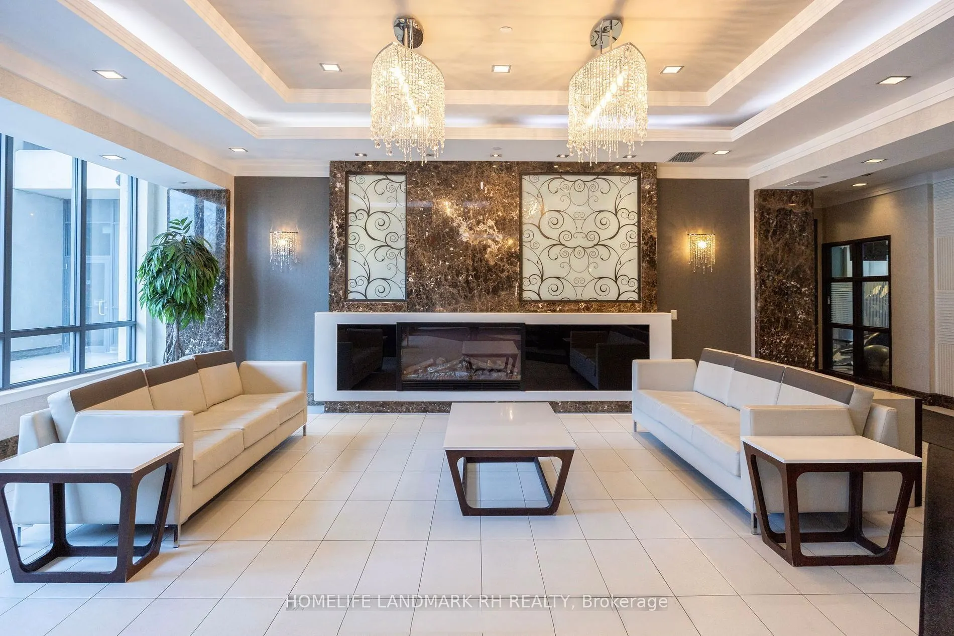 370 Highway 7 E, #825